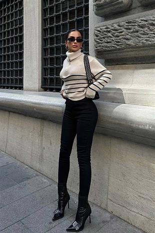 Yüksek Bel Likralı Skinny Jean - Siyah