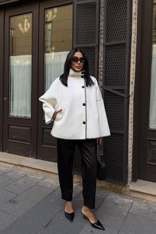 Yünlü Kadın Ceket - Beyaz