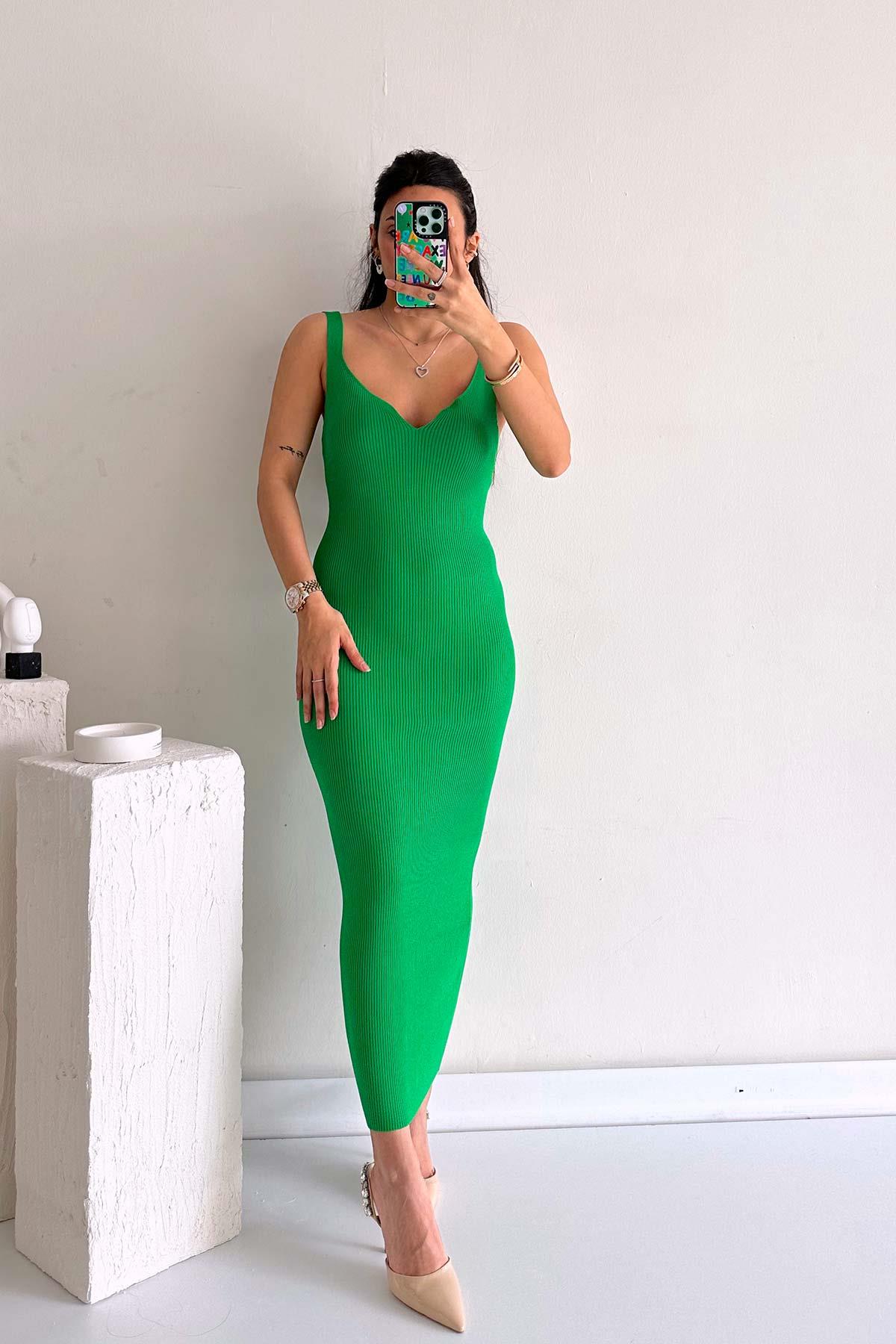 Askılı Yeşil Düz Uzun Merserize Dilvin Elbise | Trend&Şık Tasarımlar |  minetanbutik.com.tr