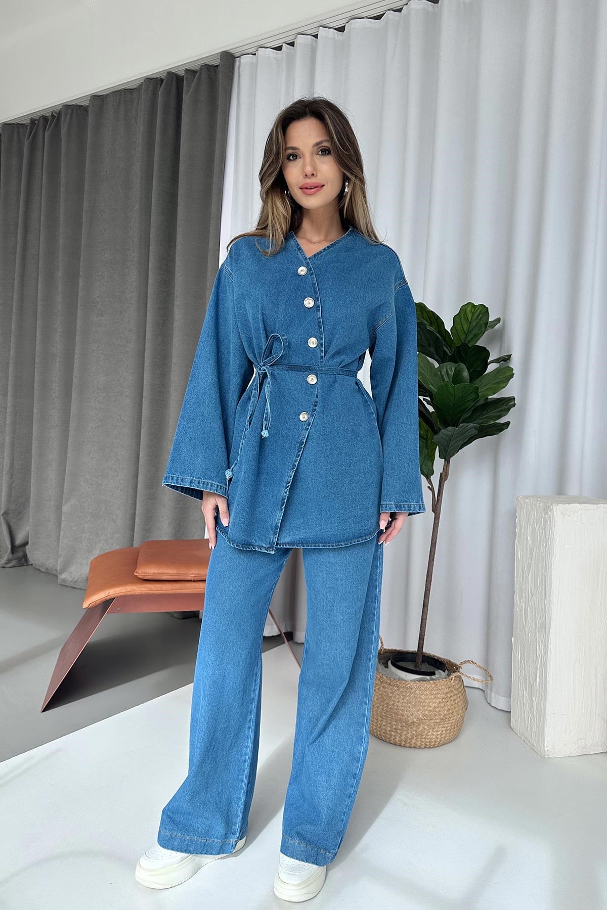 Kuşak Detay Asimetrik Yaka Denim Takım - Mavi
