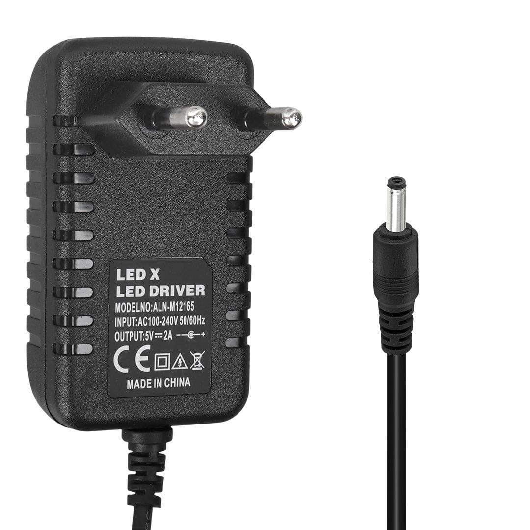 Powermaster PM-31667 5 Volt - 2 Amper 3.5*1.35 Mm Uçlu Plastik Kasa Priz Tipi Adaptör (Android Box İçin)