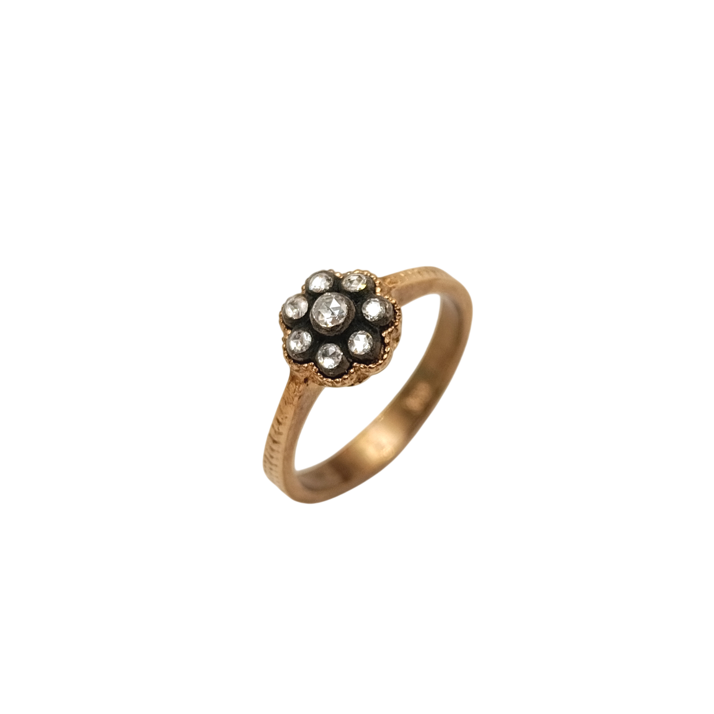 0,13ct Elmas Gül Modeli Yüzük 8 Ayar Altın HD videolu