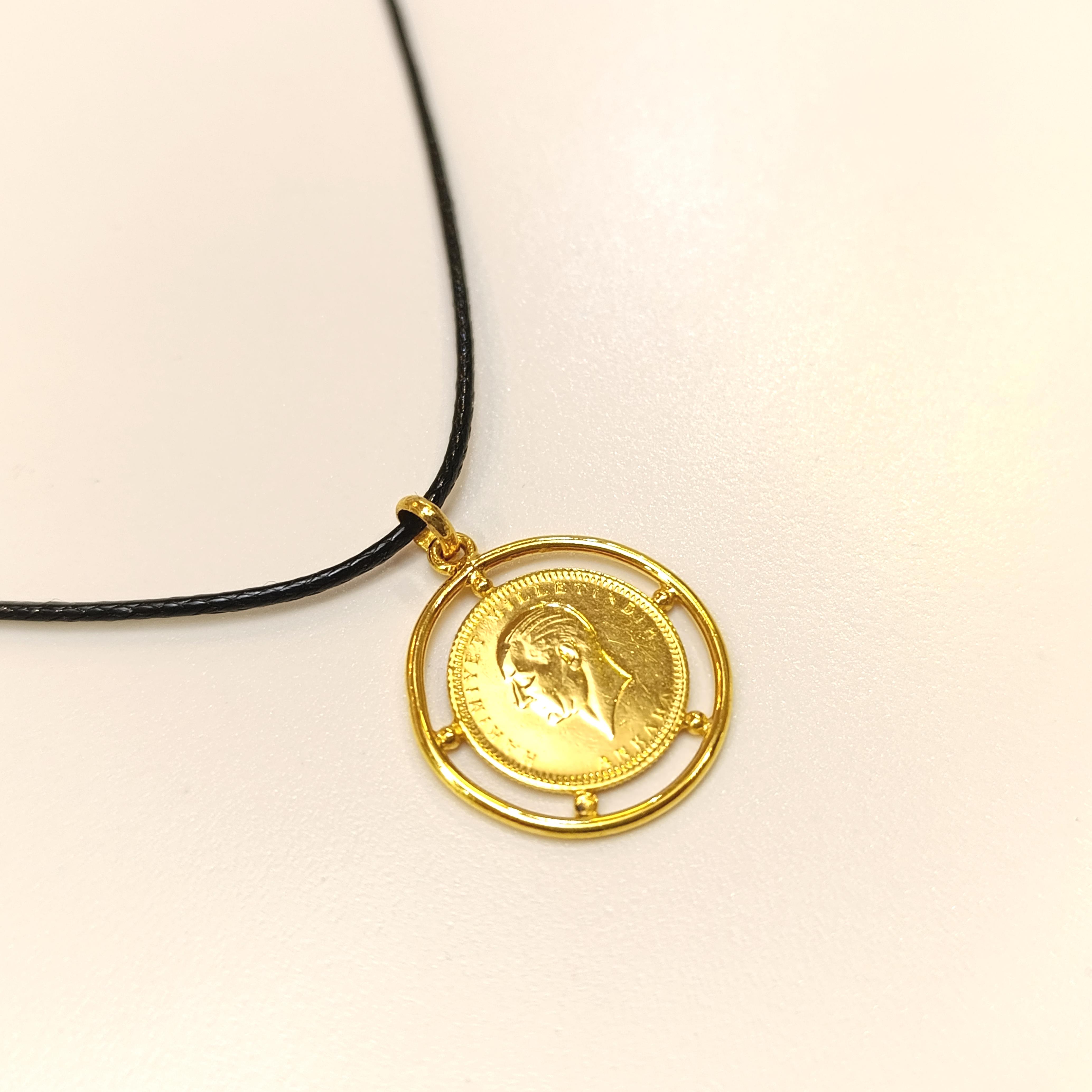 Atalira Çeyrek Altınlı Çerçeveli Kolye 22 Ayar Altın HD VİDEOLU