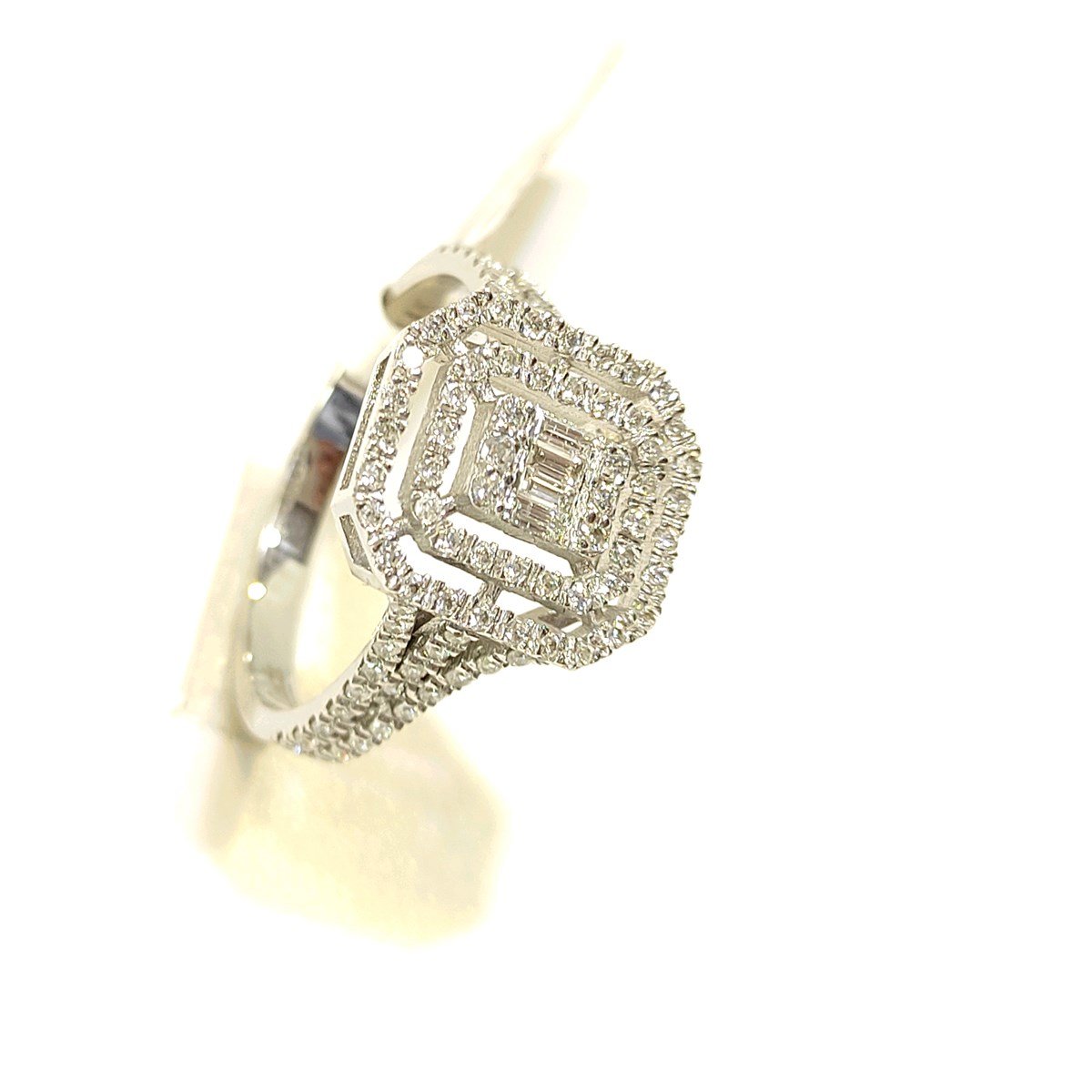 0.45ct Pırlanta Baget Taşlı Yüzük 14 Ayar Altın 4K VİDEOLU