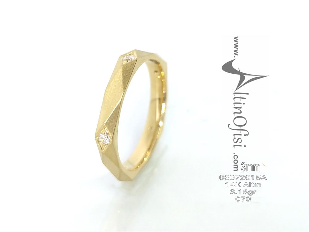 Piramit Alyans 3 mm Genişlik 14 ayar altın