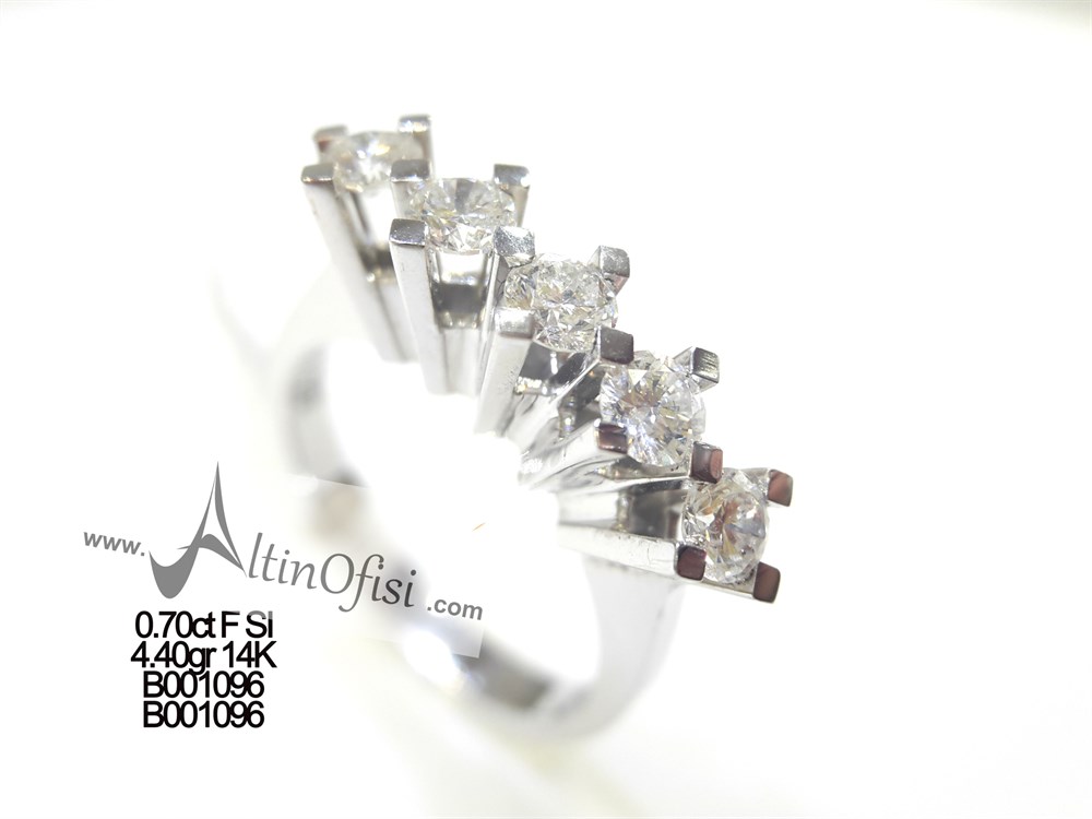 Pırlanta Beştaş 0,70ct F SI 14K Altın 4,40gr