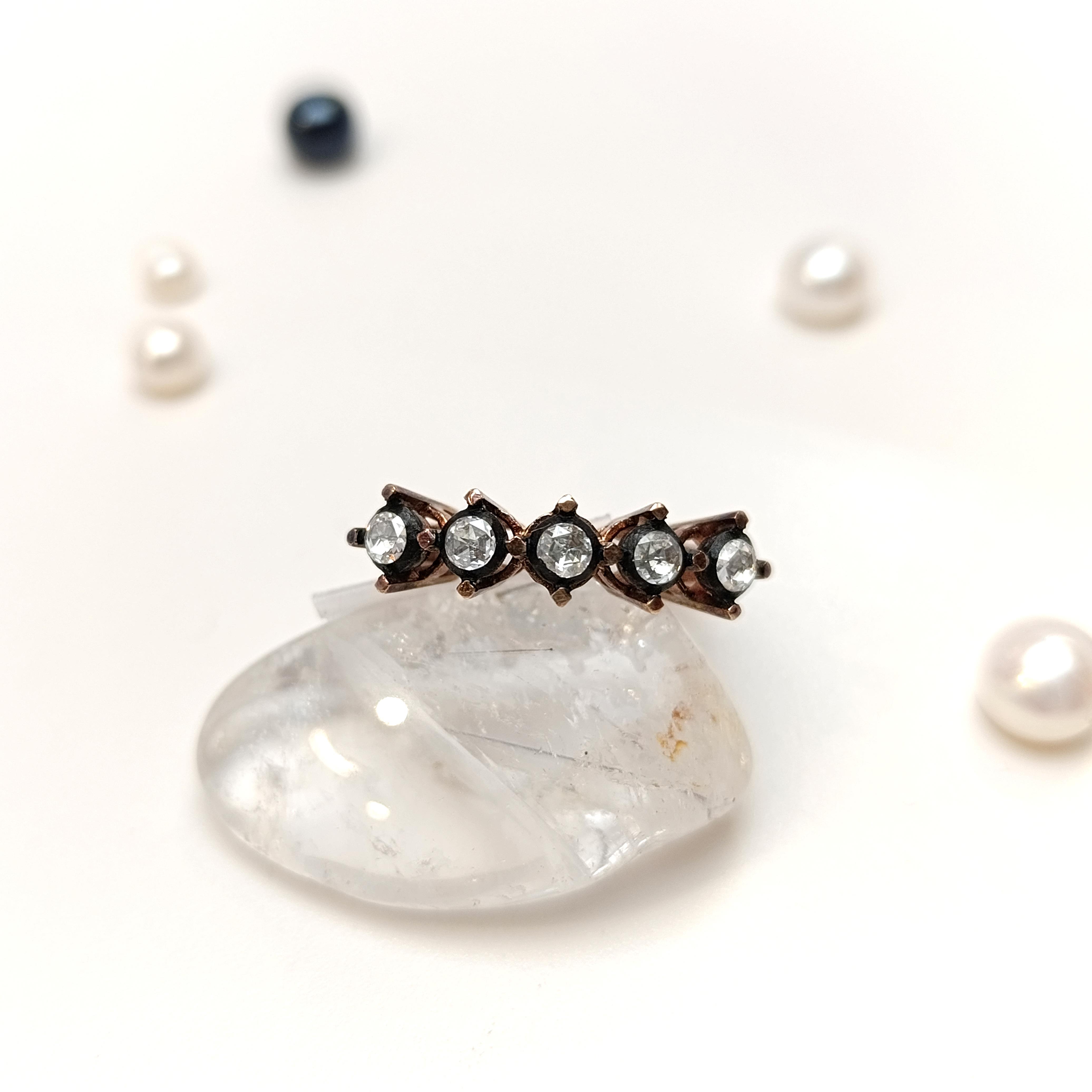 Beş Taş Elmas Taşlı Yüzük 8 Ayar Altın HD videolu