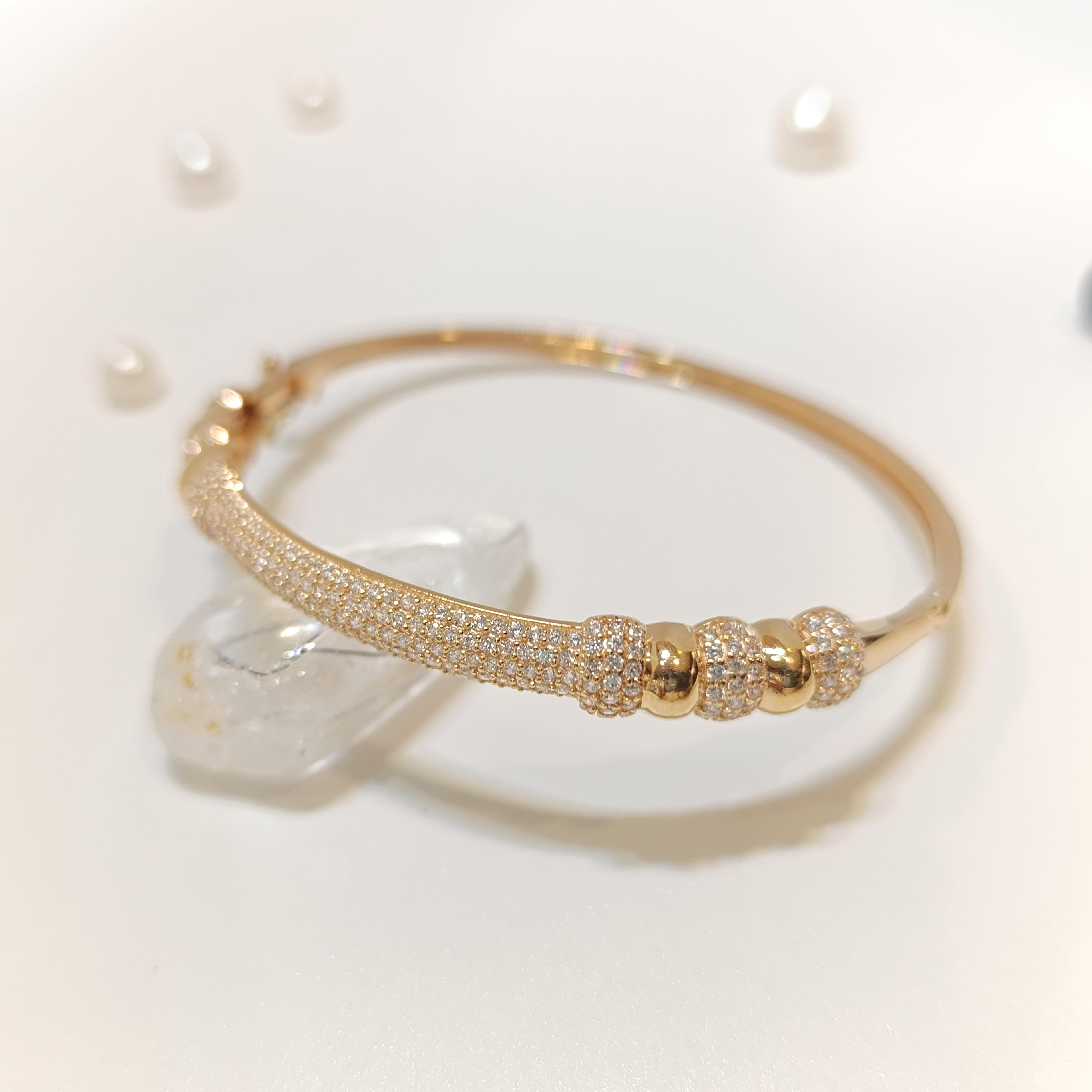 Kelepçe Bilezik 14 Ayar Altın HD VİDEOLU