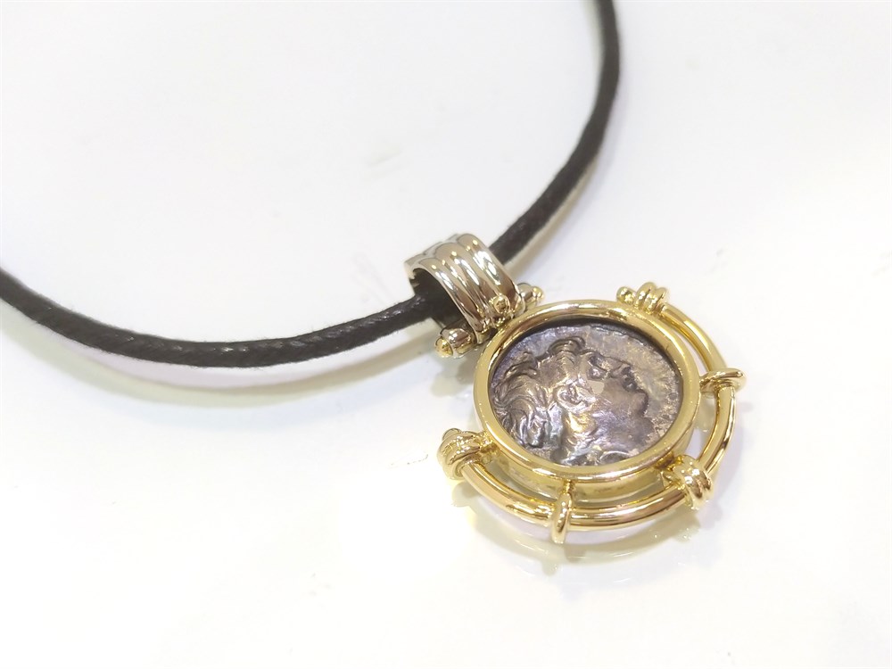 Antik Çerçeveli Kolye 14 Ayar Altın