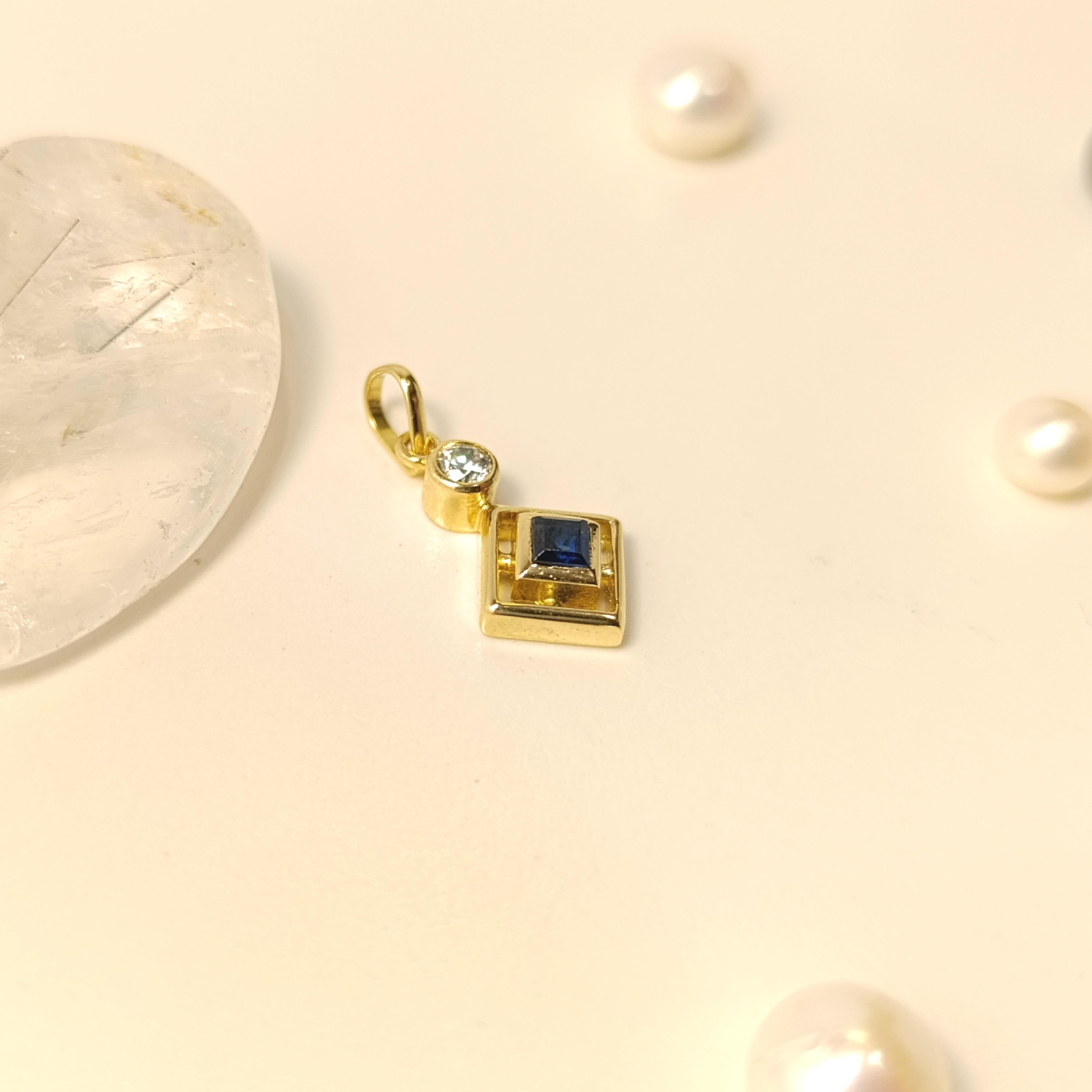 Mavi Tek Taş  Kolye 14 Ayar  Altın HD VİDEOLU