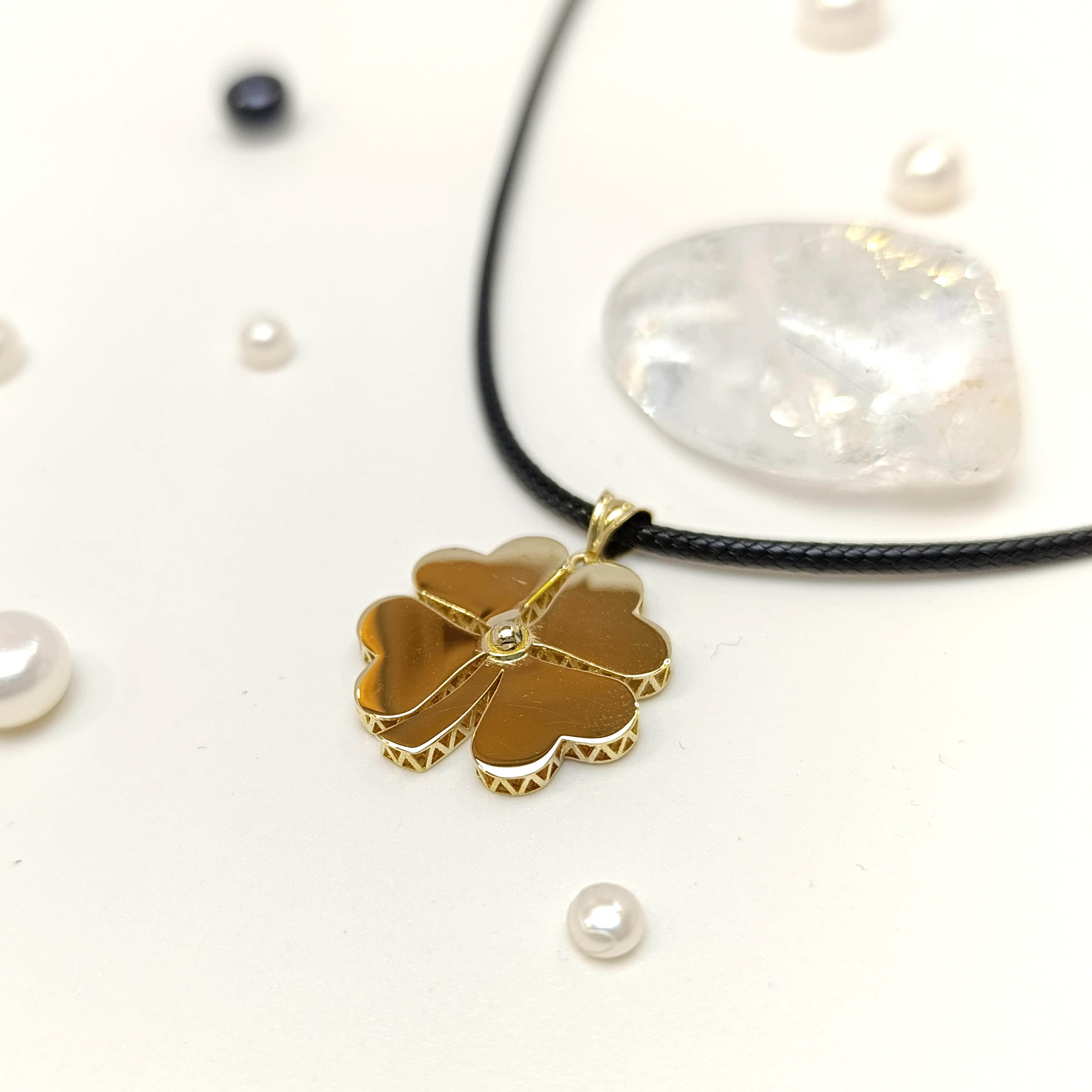 Yonca Kolye 14 Ayar Altın HD VİDEOLU