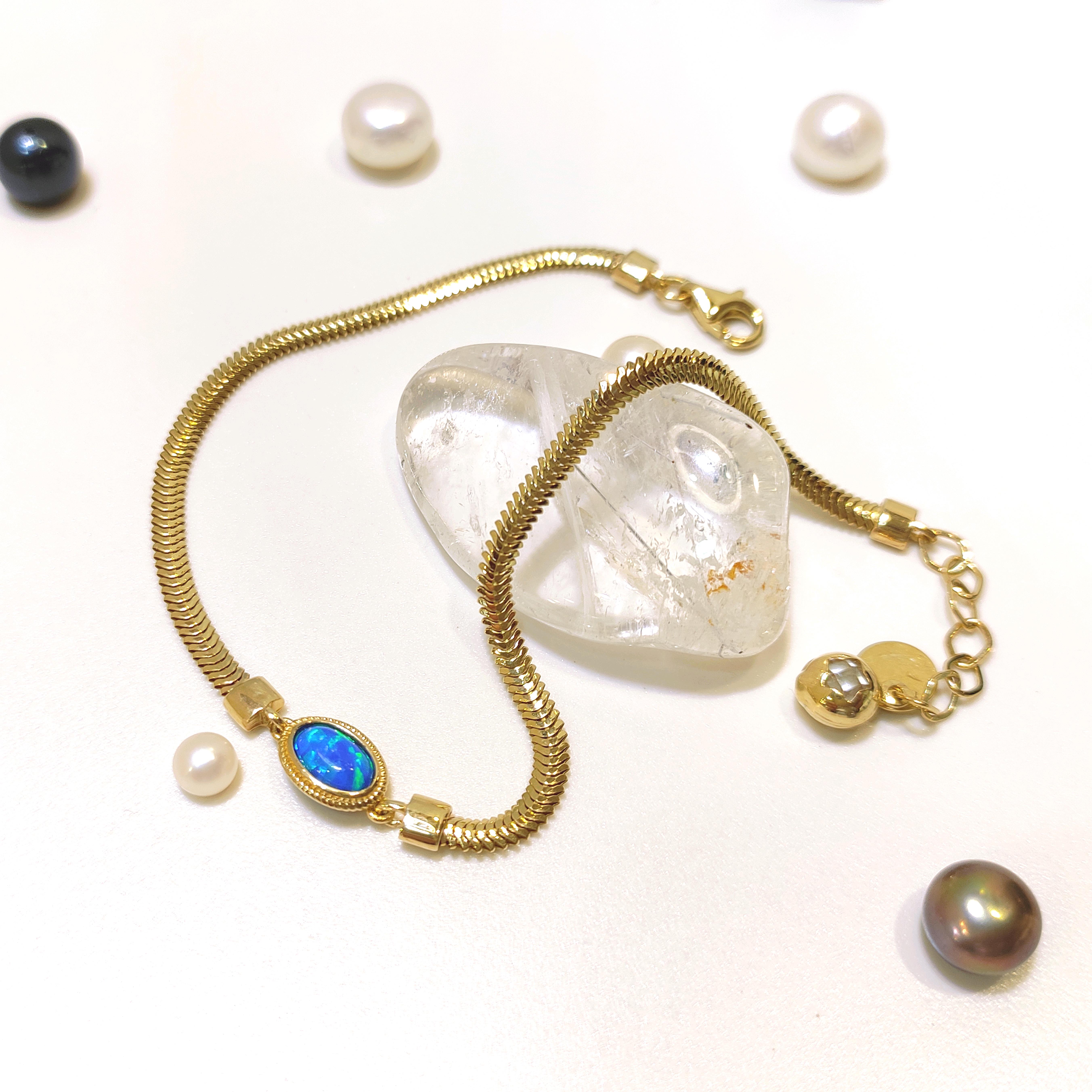 Koyu Mavi Opal Taşlı Balık Sırtı Bileklik Künye 14 Ayar Altın HD VİDEOLU