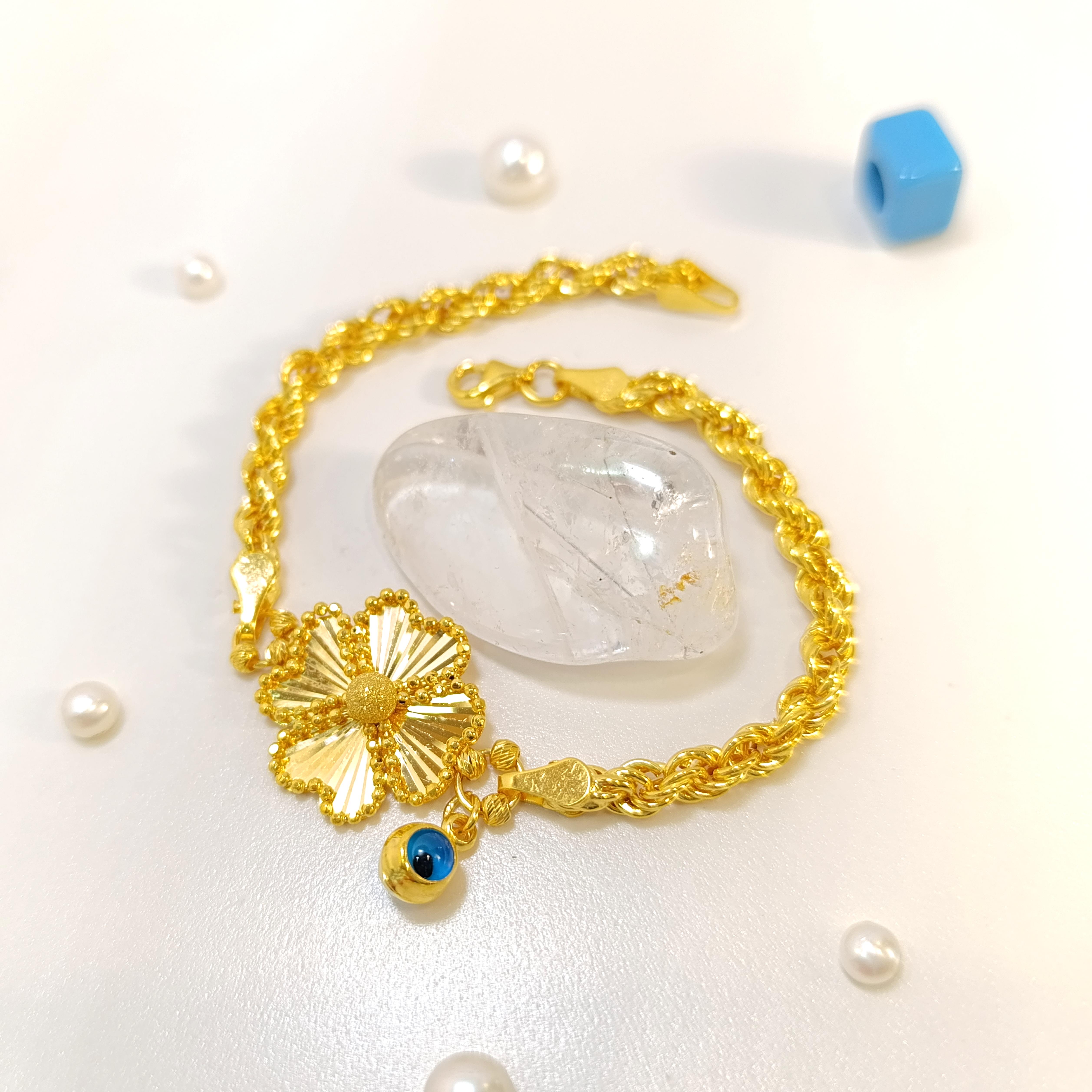 Yonca Bileklik Künye 14 Ayar Altın HD VİDEOLU