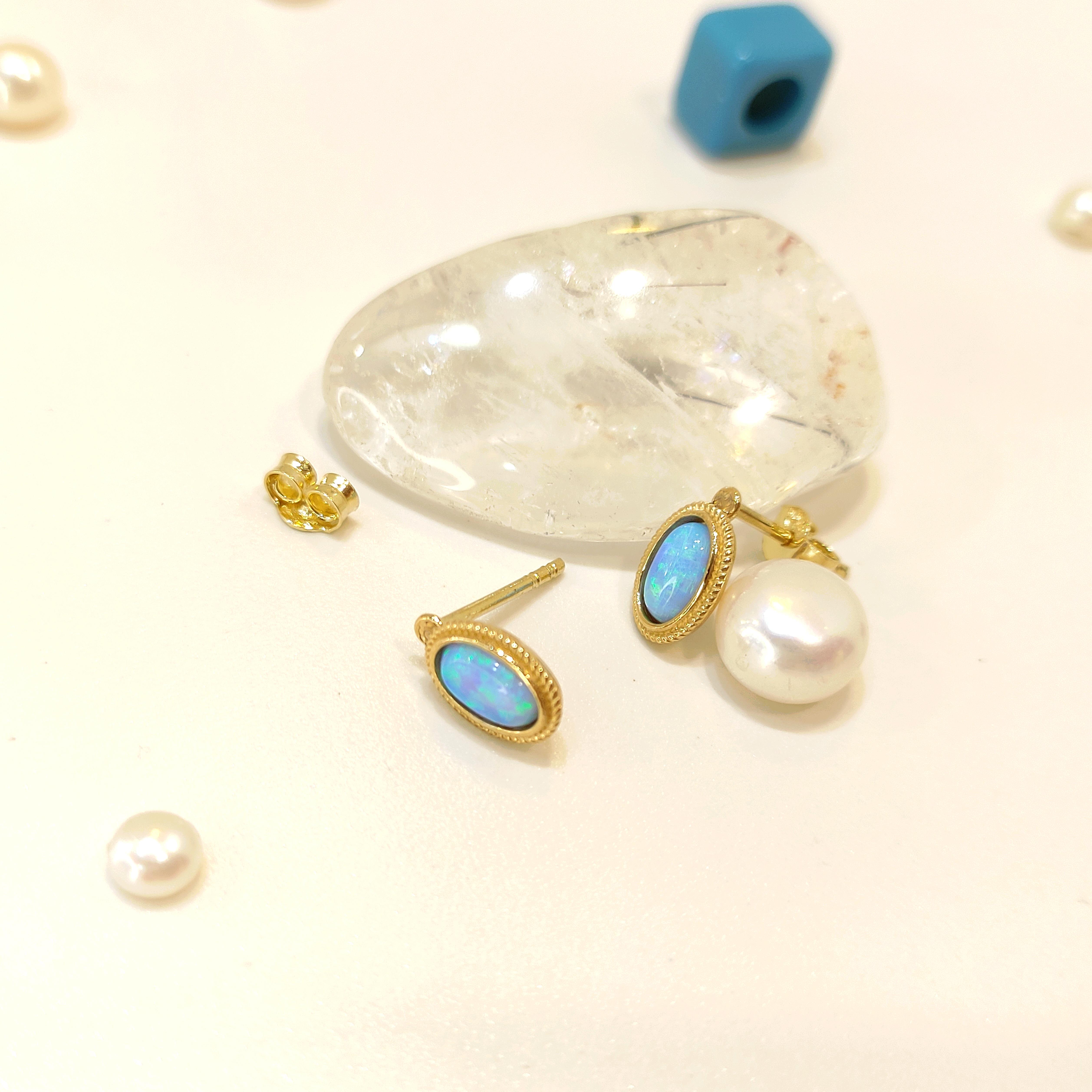  Mavi Opal  Vidalı Küpe 14 Ayar Altın HD VİDEOLU