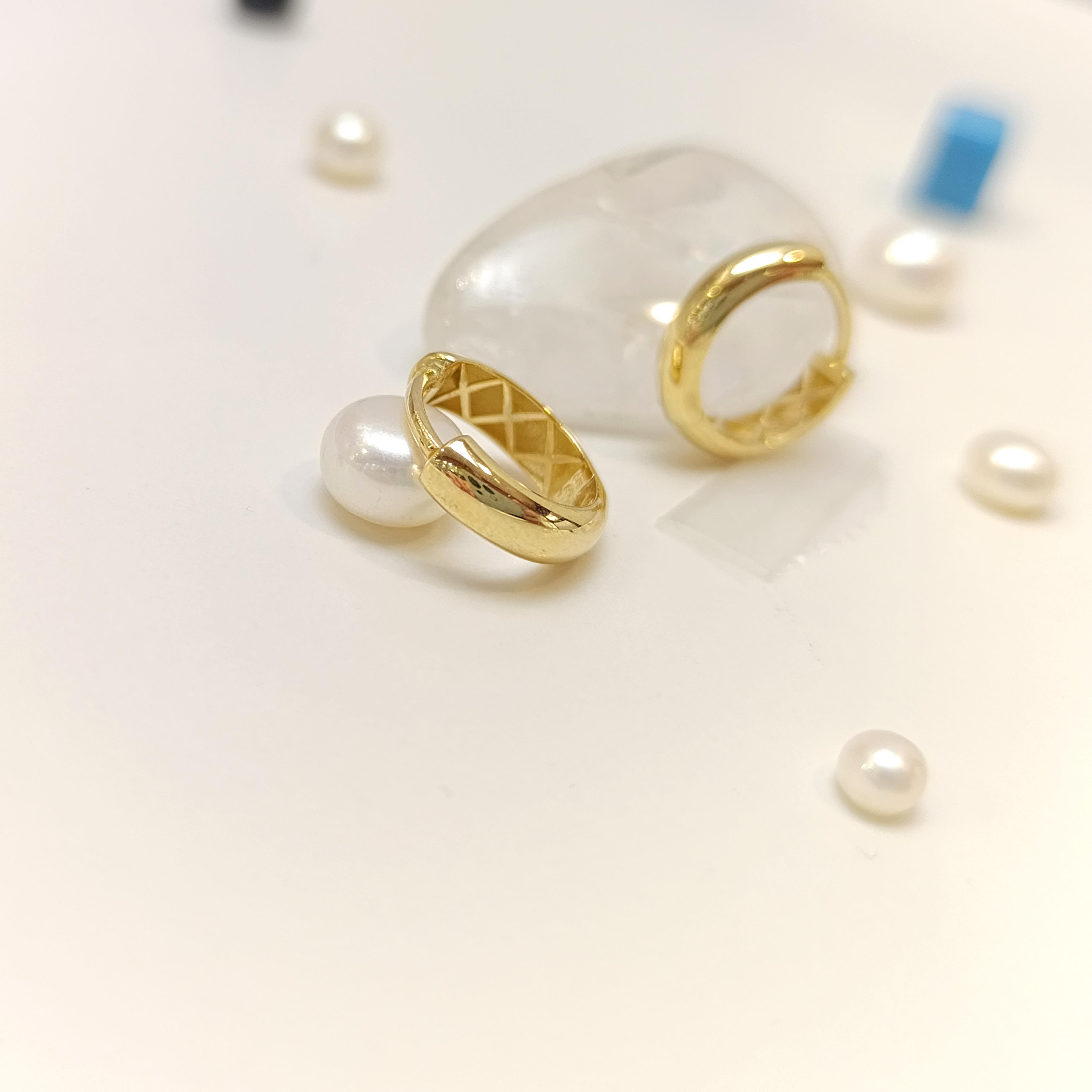 14.5mm Klasik Bombeli Halka Küpe 14 Ayar Altın HD VİDEOLU