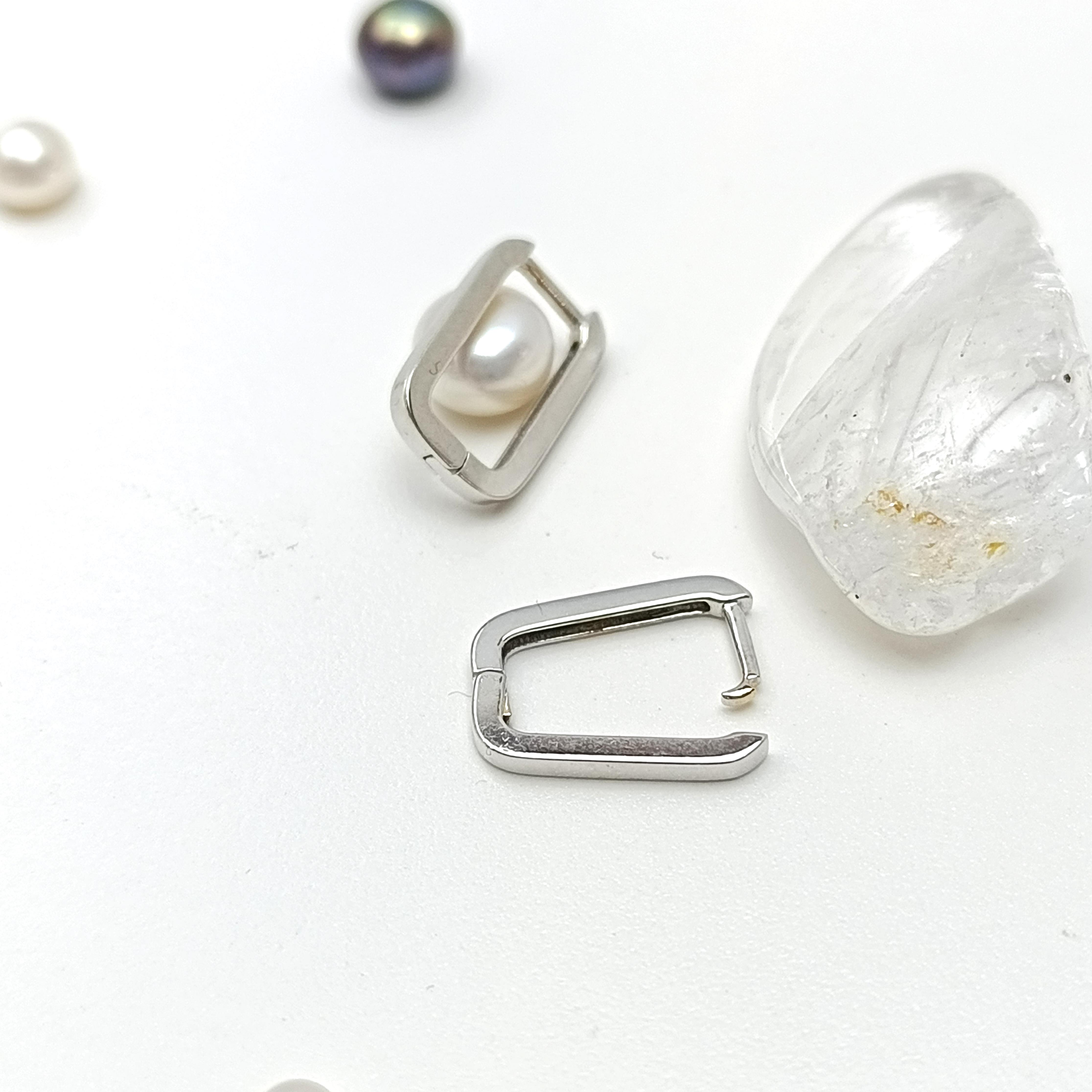 16mm Dik Dörtgen Halka Küpe 14 Ayar Altın HD VİDEOLU