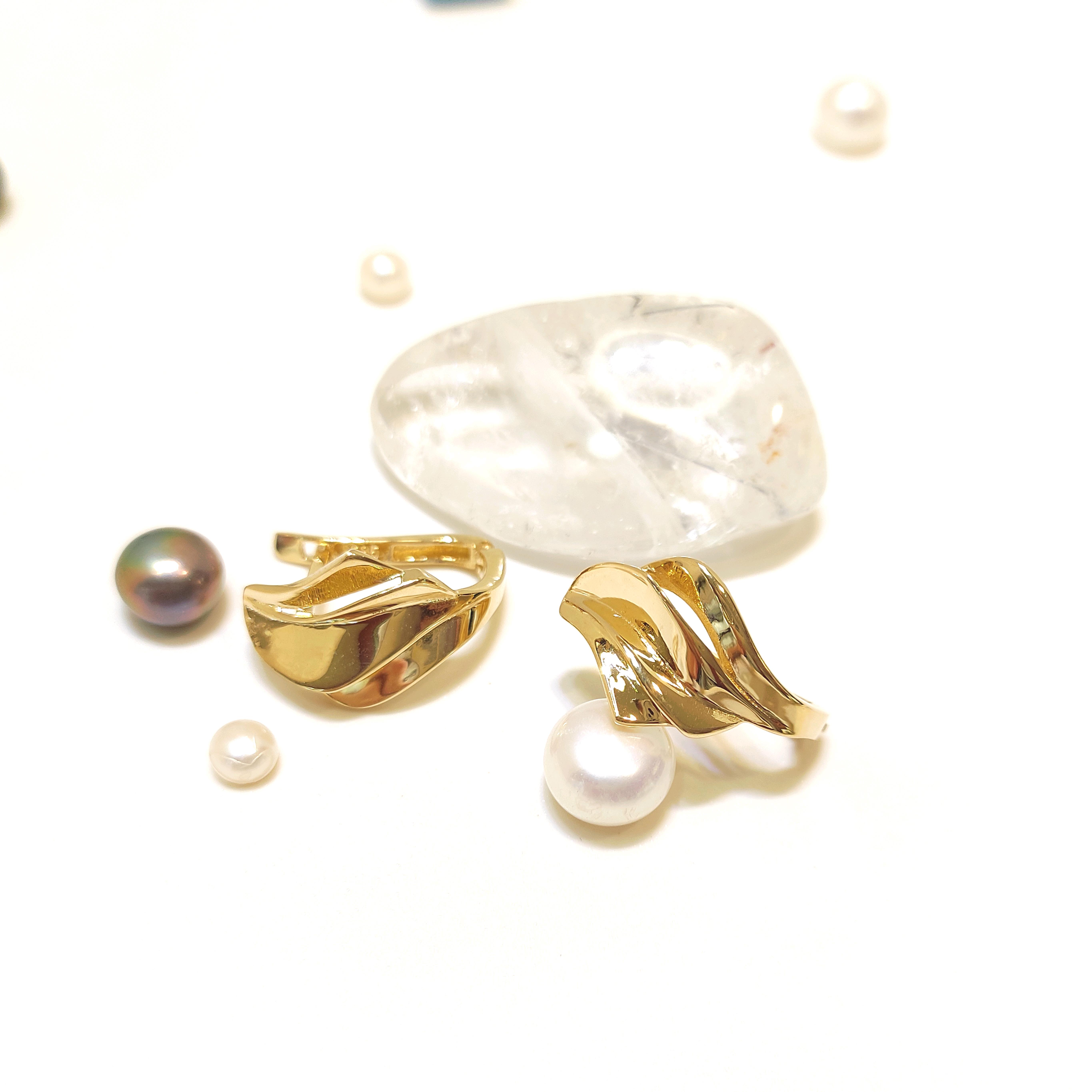 18.3mm Taşsız Küpe 14 Ayar Altın HD VİDEOLU