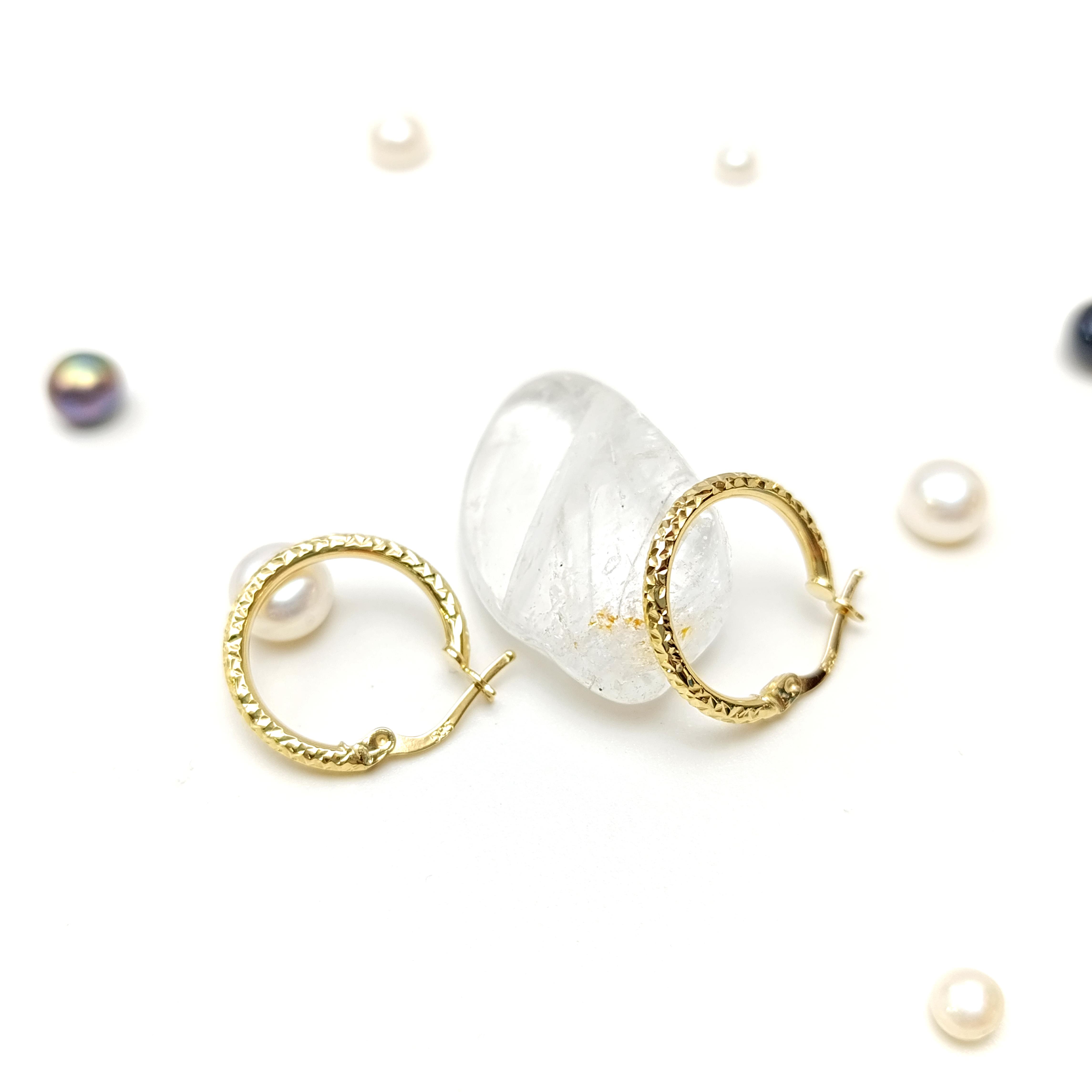 19mm Tam Tur Kalemli Halka Küpe 14 Ayar Altın HD VİDEOLU