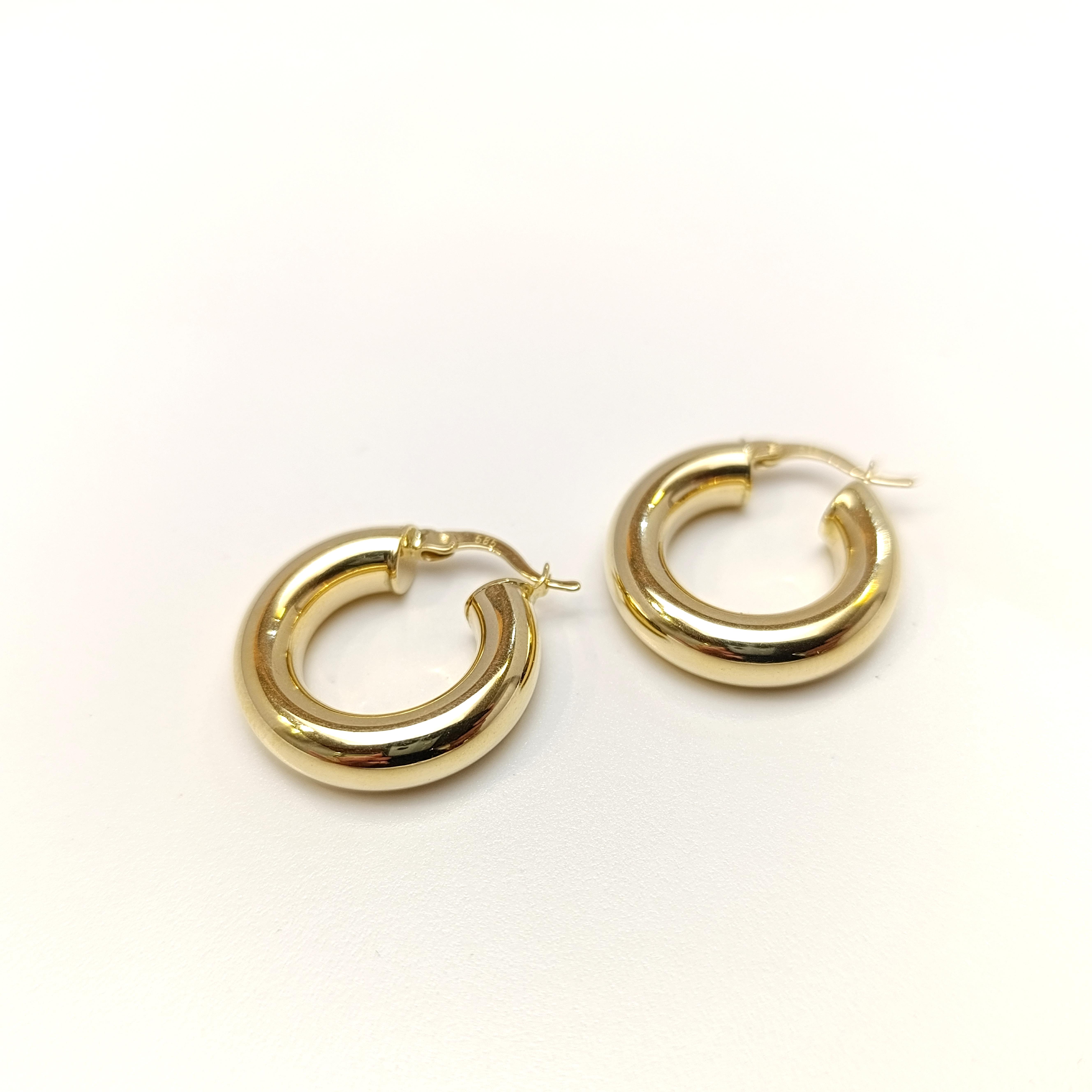 24.4mm Klasik Halka Küpe 14 Ayar Altın HD VİDEOLU