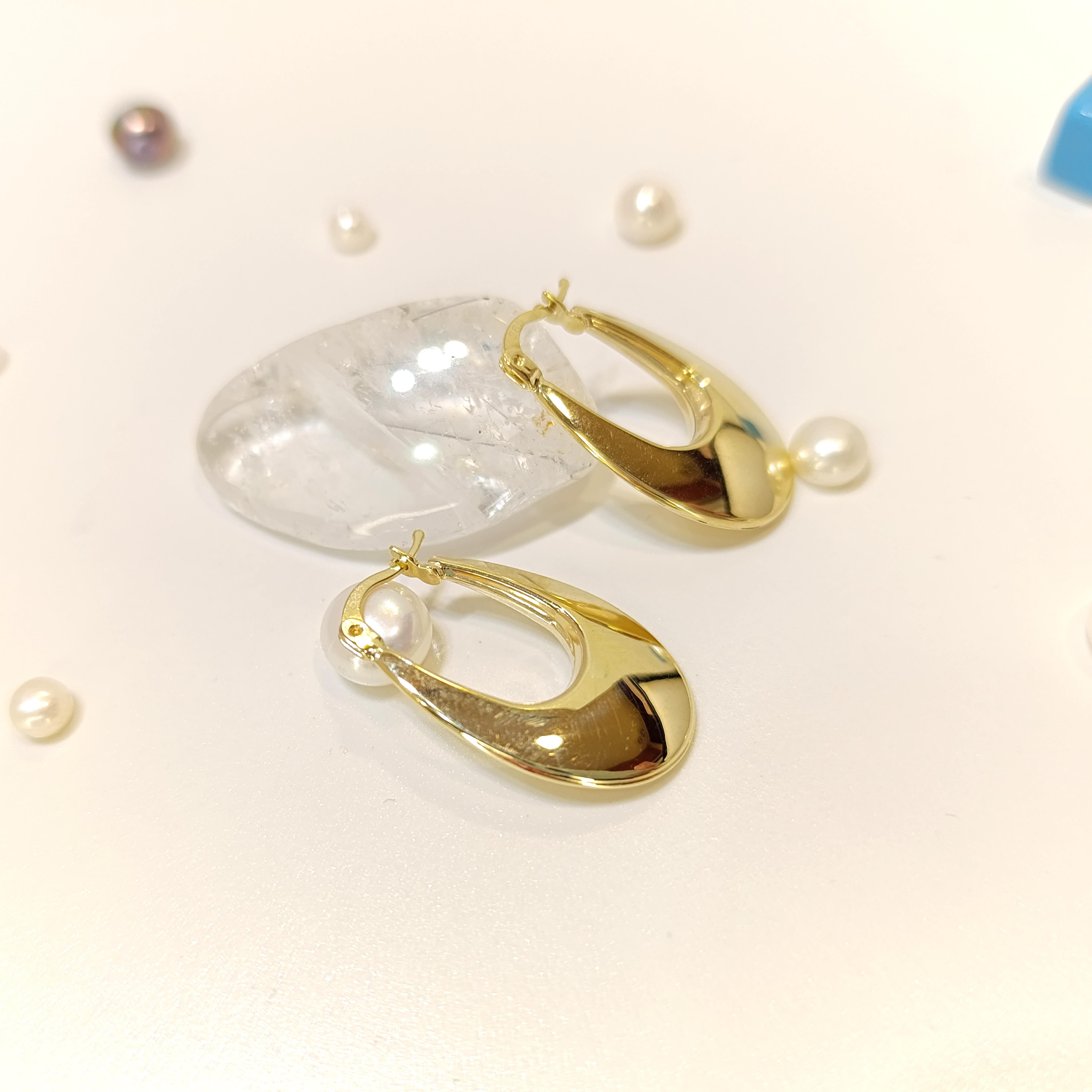 27mm Halka Küpe 14 Ayar Altın HD VİDEOLU