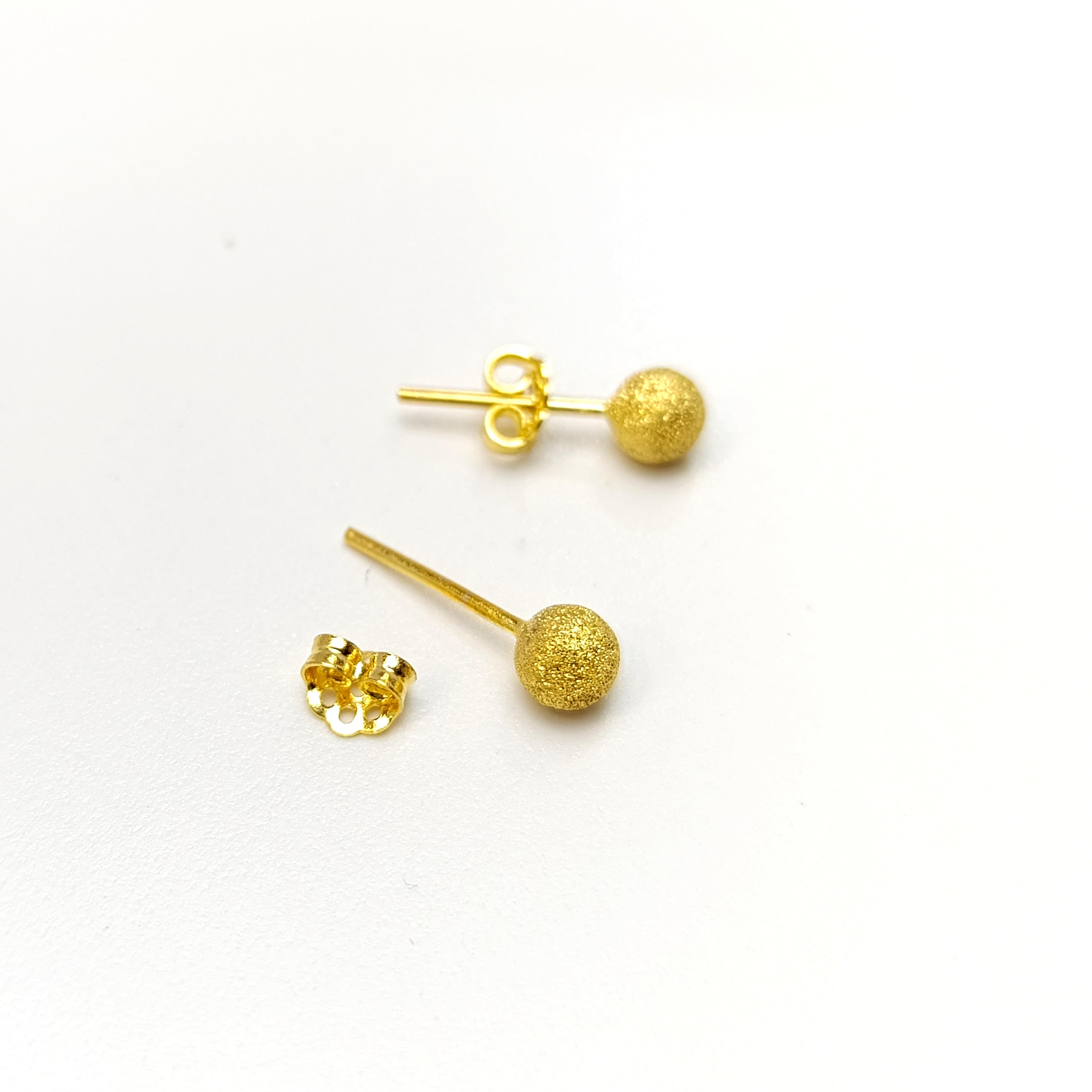 5mm Kumlu Toplu Küpe 14 Ayar Altın HD VİDEOLU