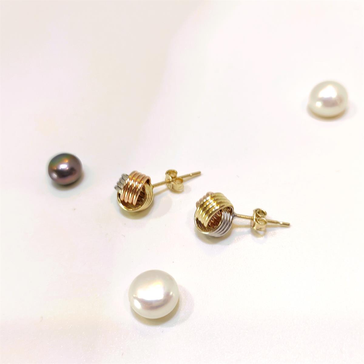 8.3mm Yün Yumağı Vidalı Küpe 14 Ayar Altın HD VİDEOLU