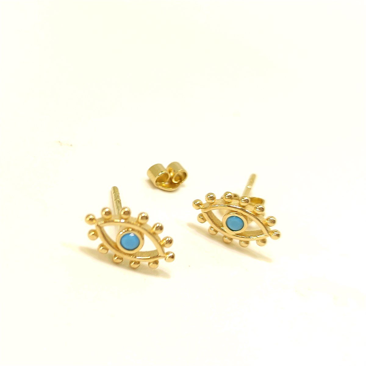 Kirpikli Göz Vidalı Küpe 14 Ayar Altın 4K VİDEOLU