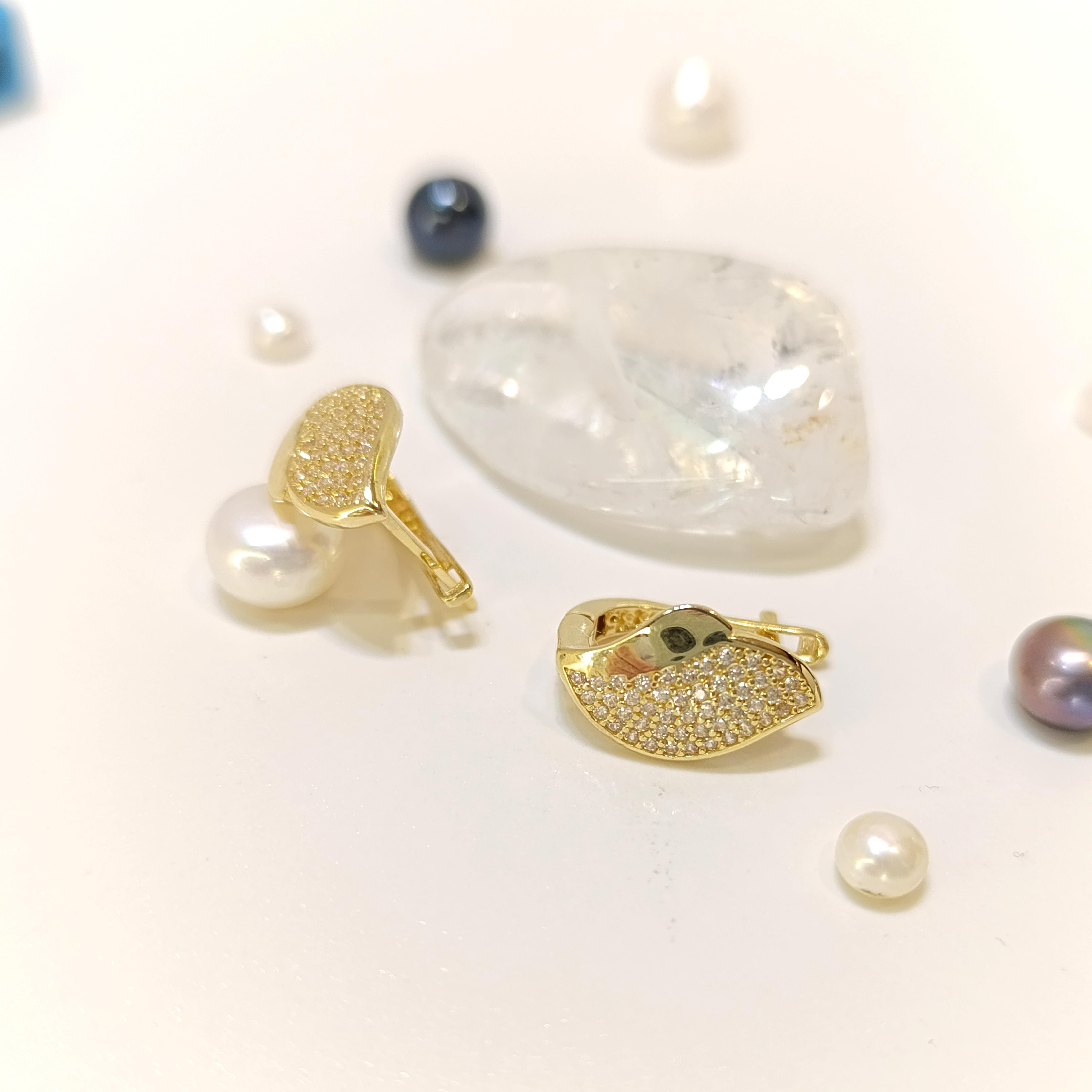 Kuğu Küpe 14 Ayar Altın HD VİDEOLU