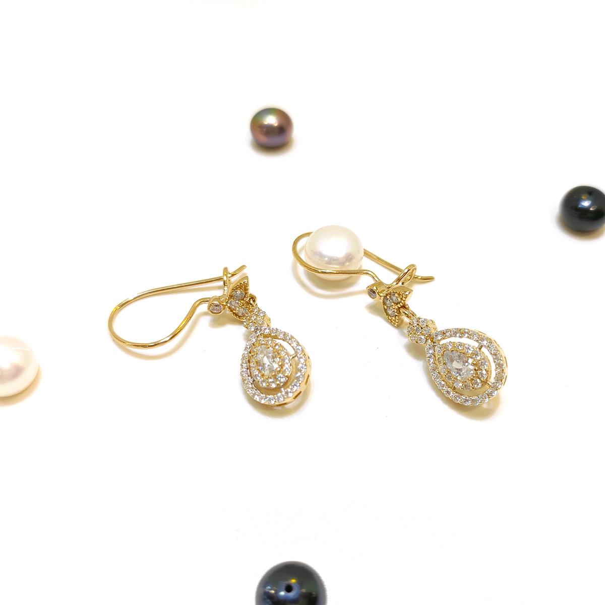 Sallanan Damla Taşlı Küpe 14 Ayar Altın HD VİDEOLU