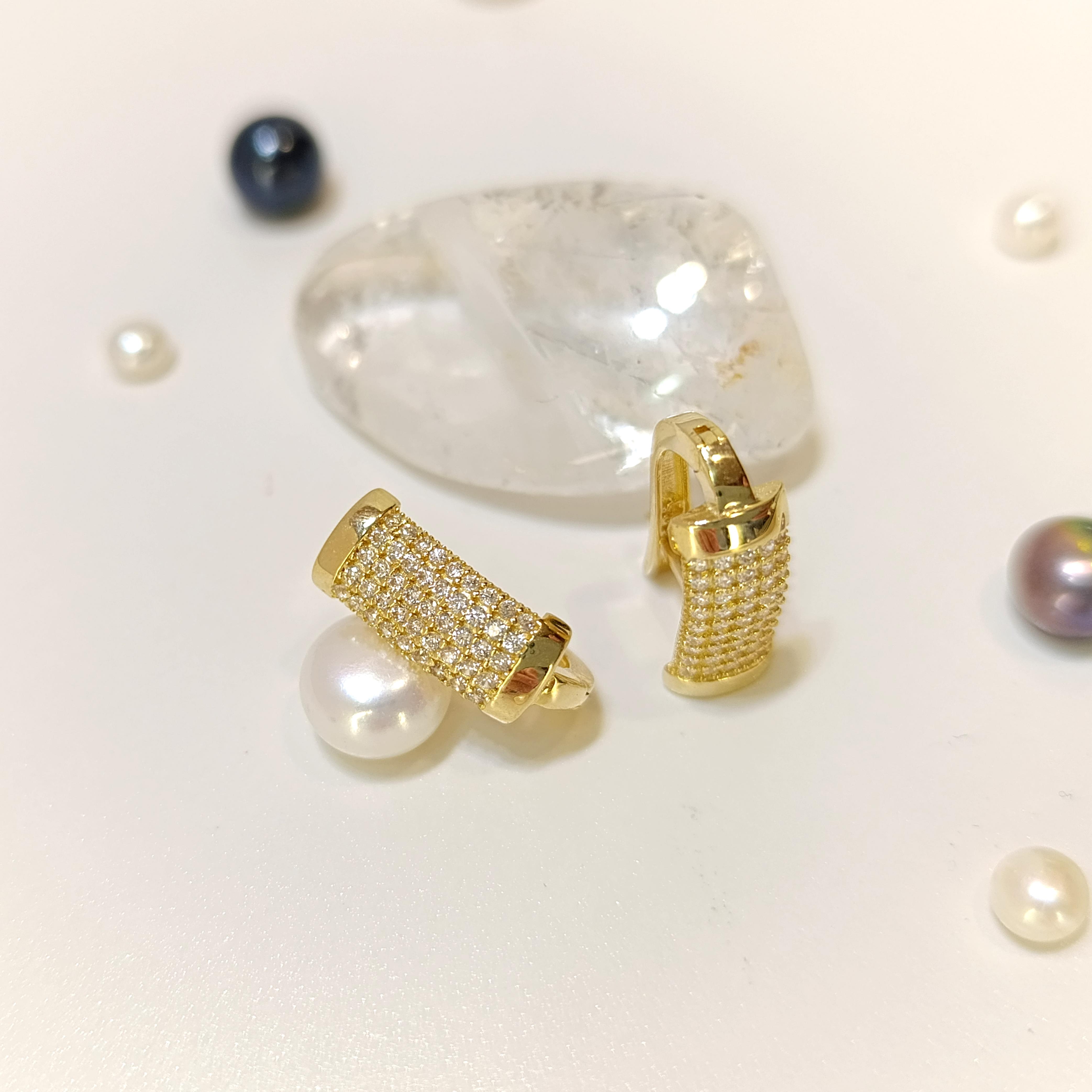 Taşlı Küpe 14 Ayar Altın HD VİDEOLU