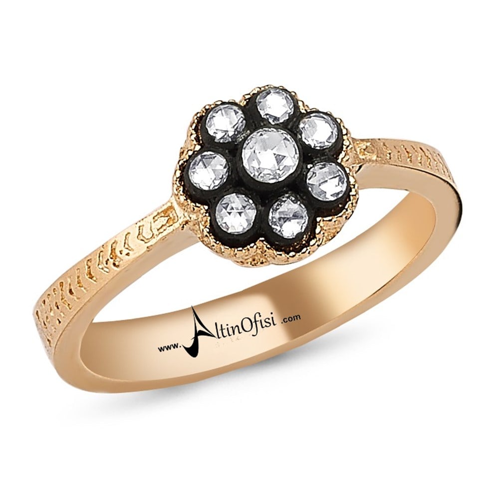 0,13ct H SI Elmas Gül Modeli Yüzük 8 Ayar Altın