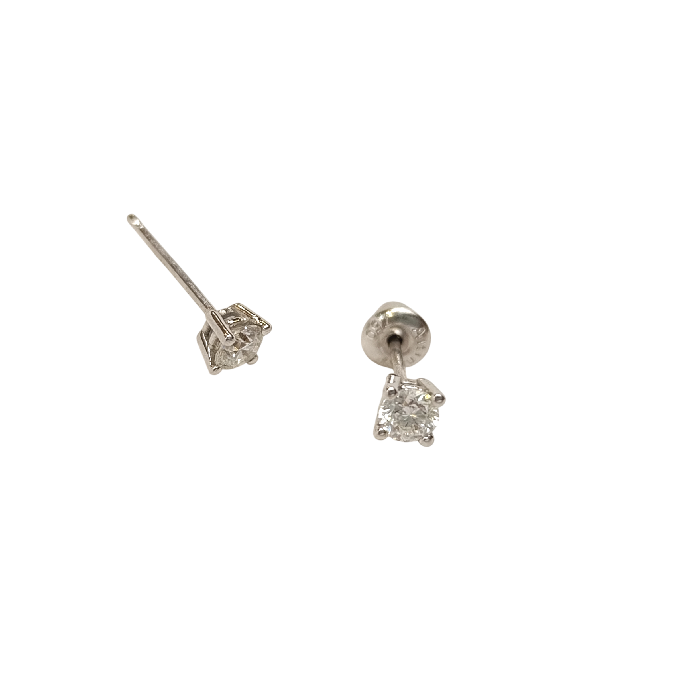0,52ct Pırlanta Tek Taş Küpe 18 Ayar Altın HD VİDEOLU