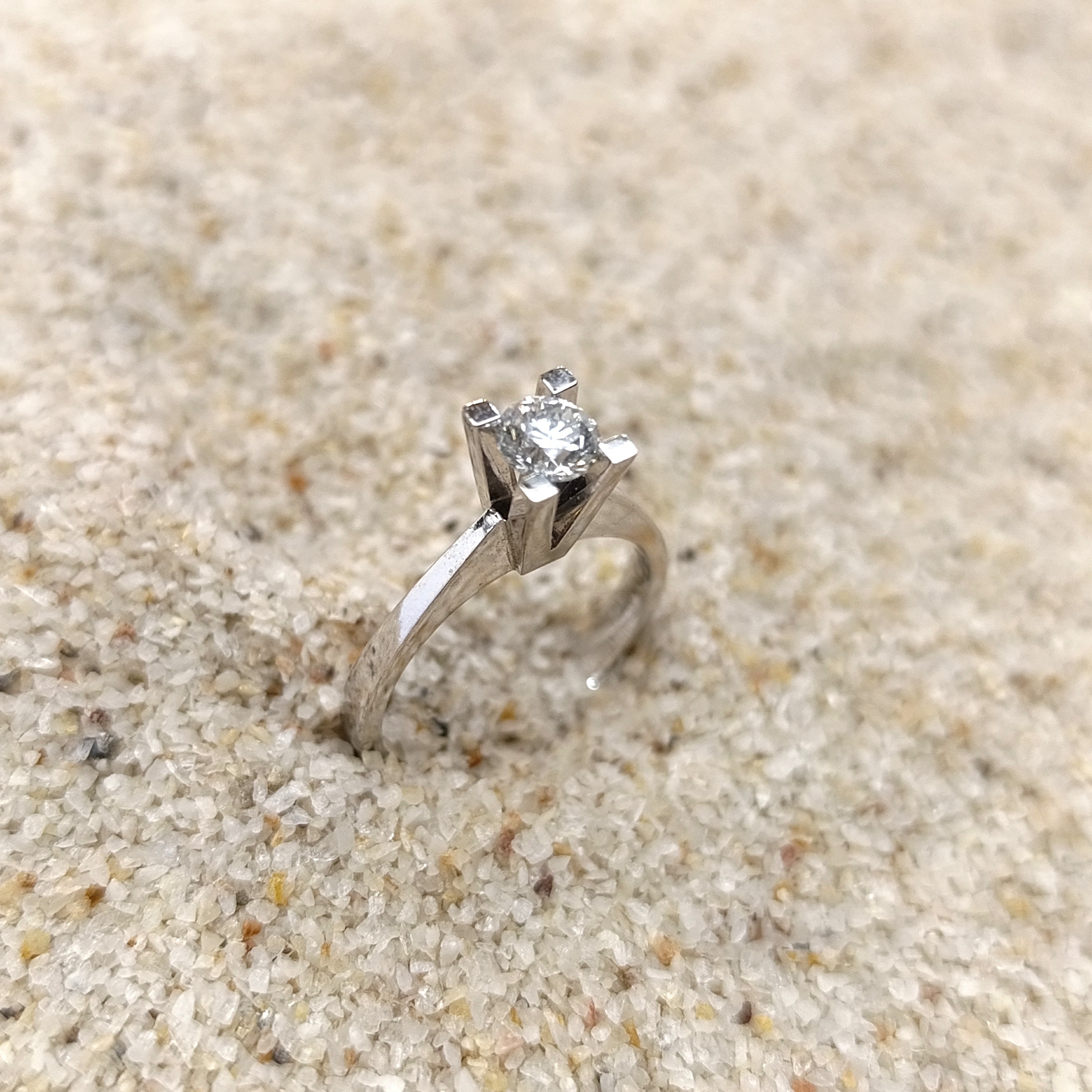 0.50ct G Doğal Pırlanta Tek Taş Yüzük 14 Ayar Altın HD VİDEOLU
