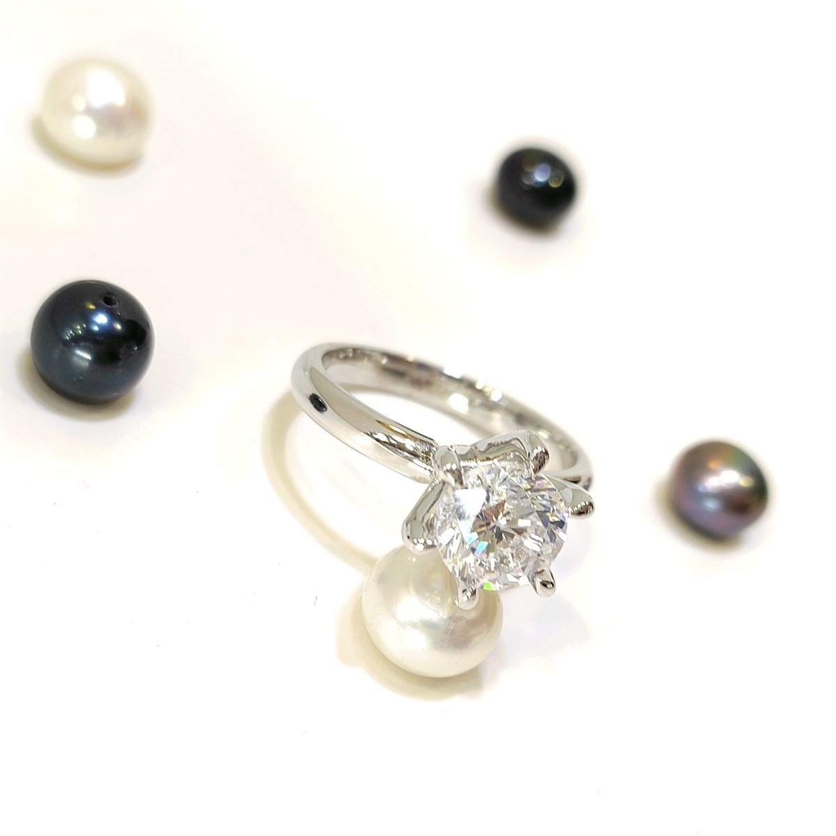 Altı Tırnaklı Tek Taş Yüzük 14 Ayar Altın HD VİDEOLU