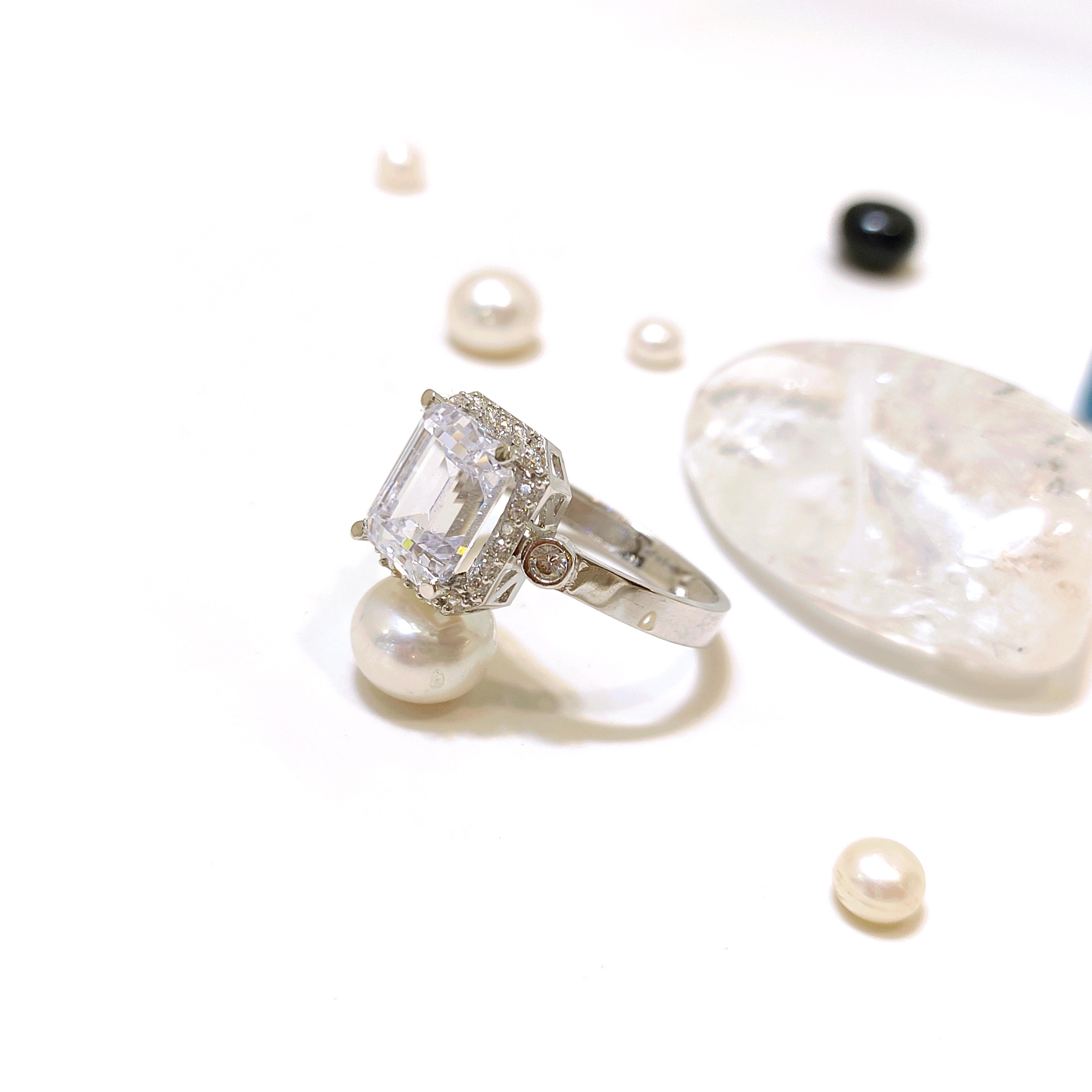 Baget Taşlı Yüzük 14 Ayar Altın HD VİDEOLU