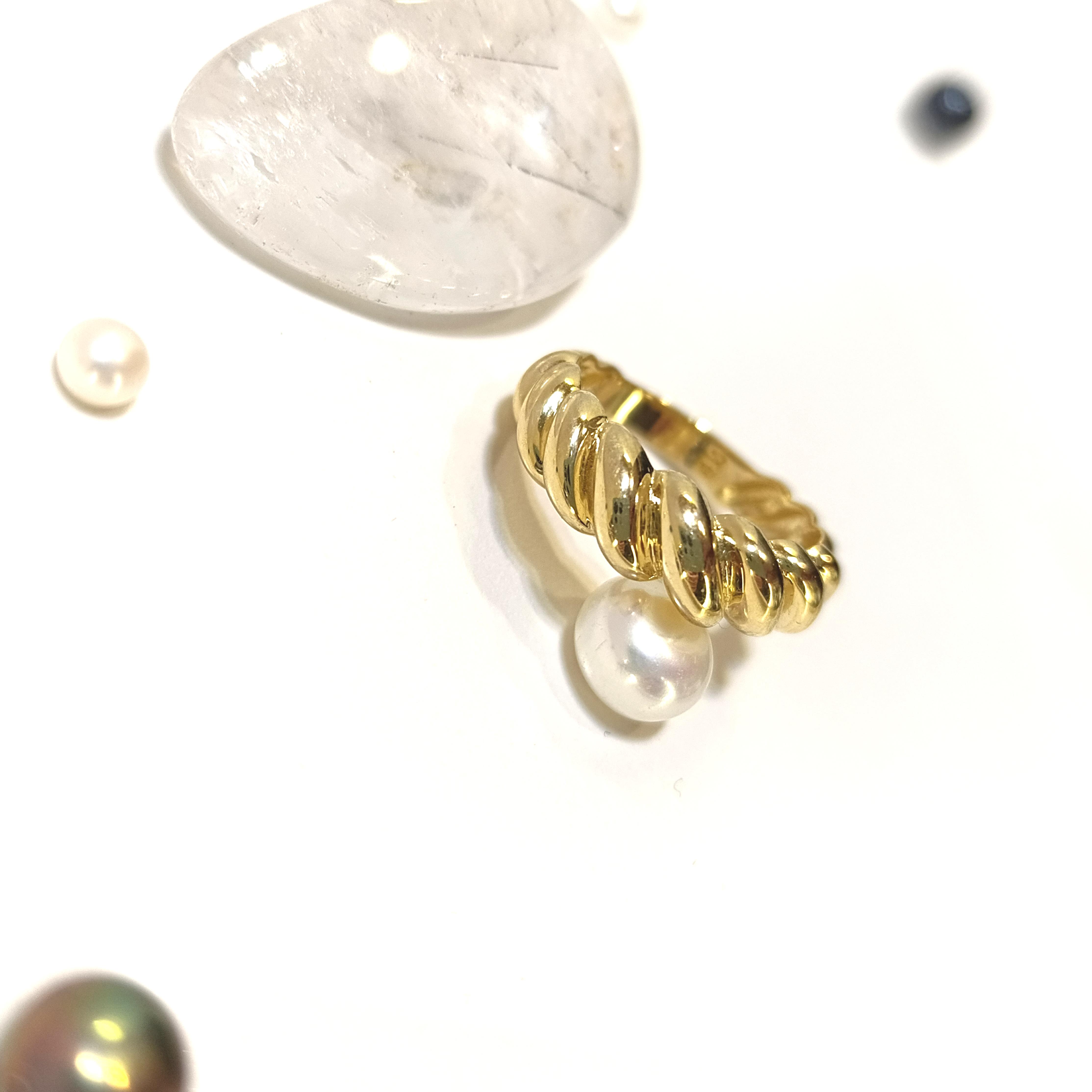 İstiridye Taşsız Yüzük 14 Ayar Altın HD VİDEOLU