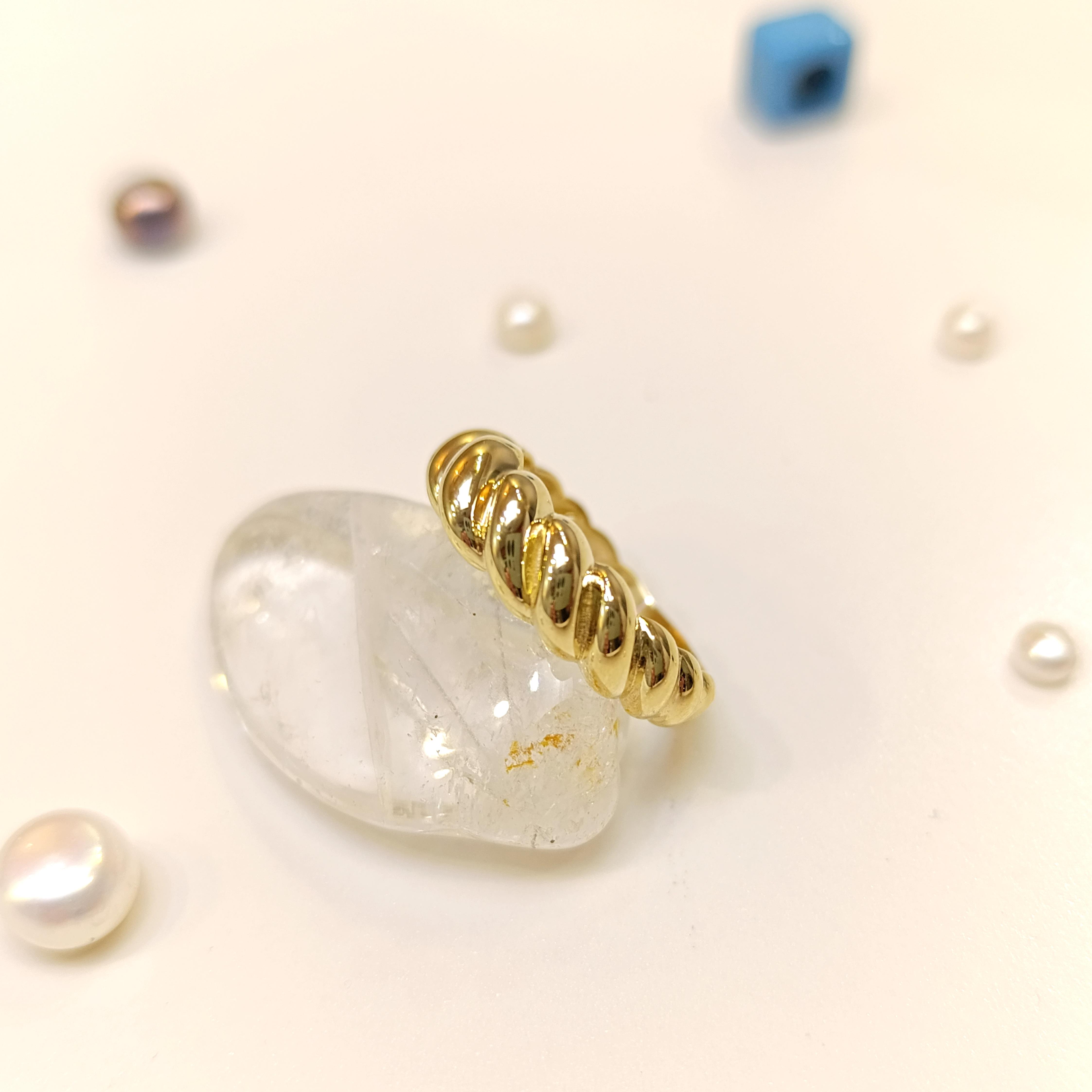 İstiridye Taşsız Yüzük 14 Ayar Altın HD VİDEOLU