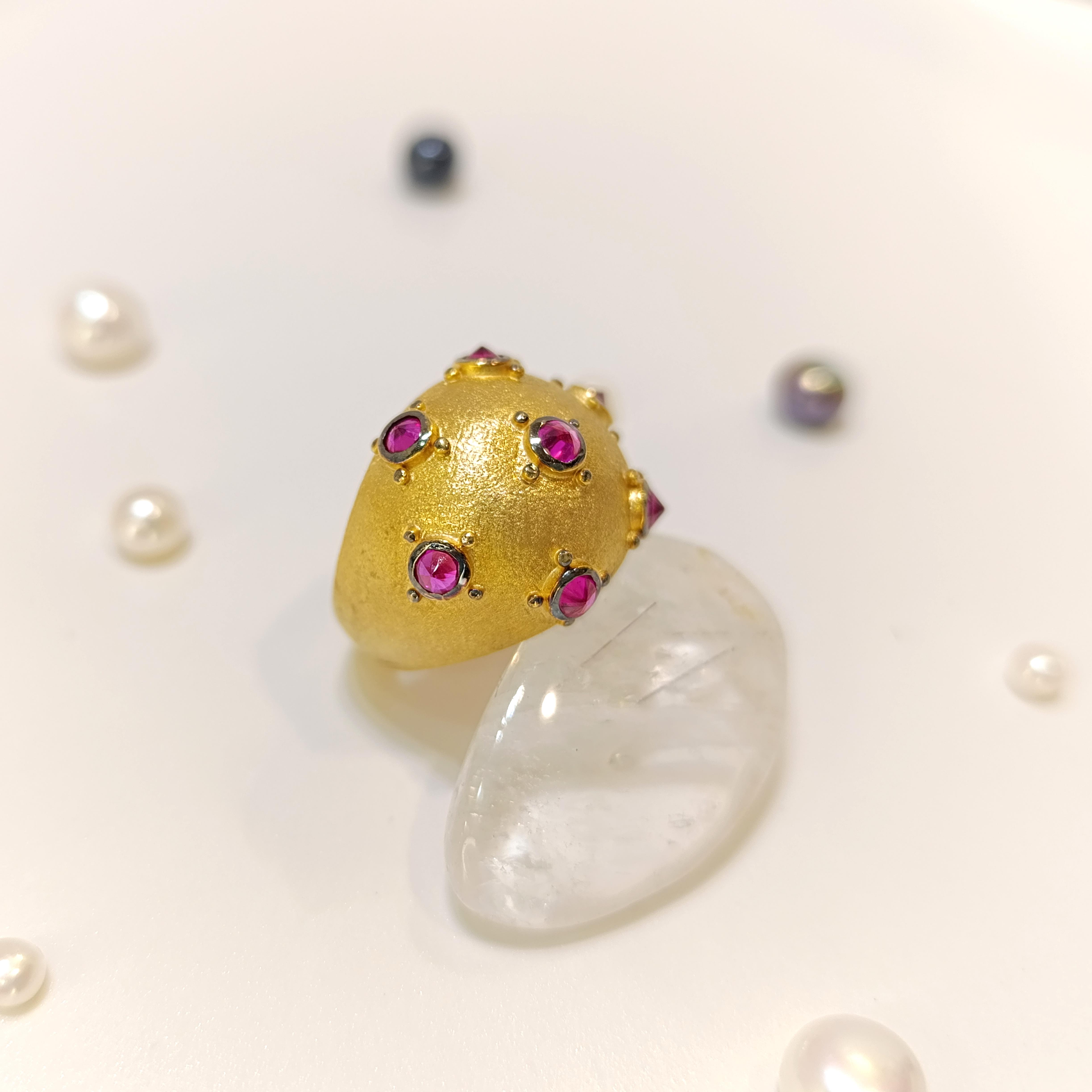 Kırmızı Taşlı Kubbe Antik Yüzük 14 Ayar Altın HD VİDEOLU