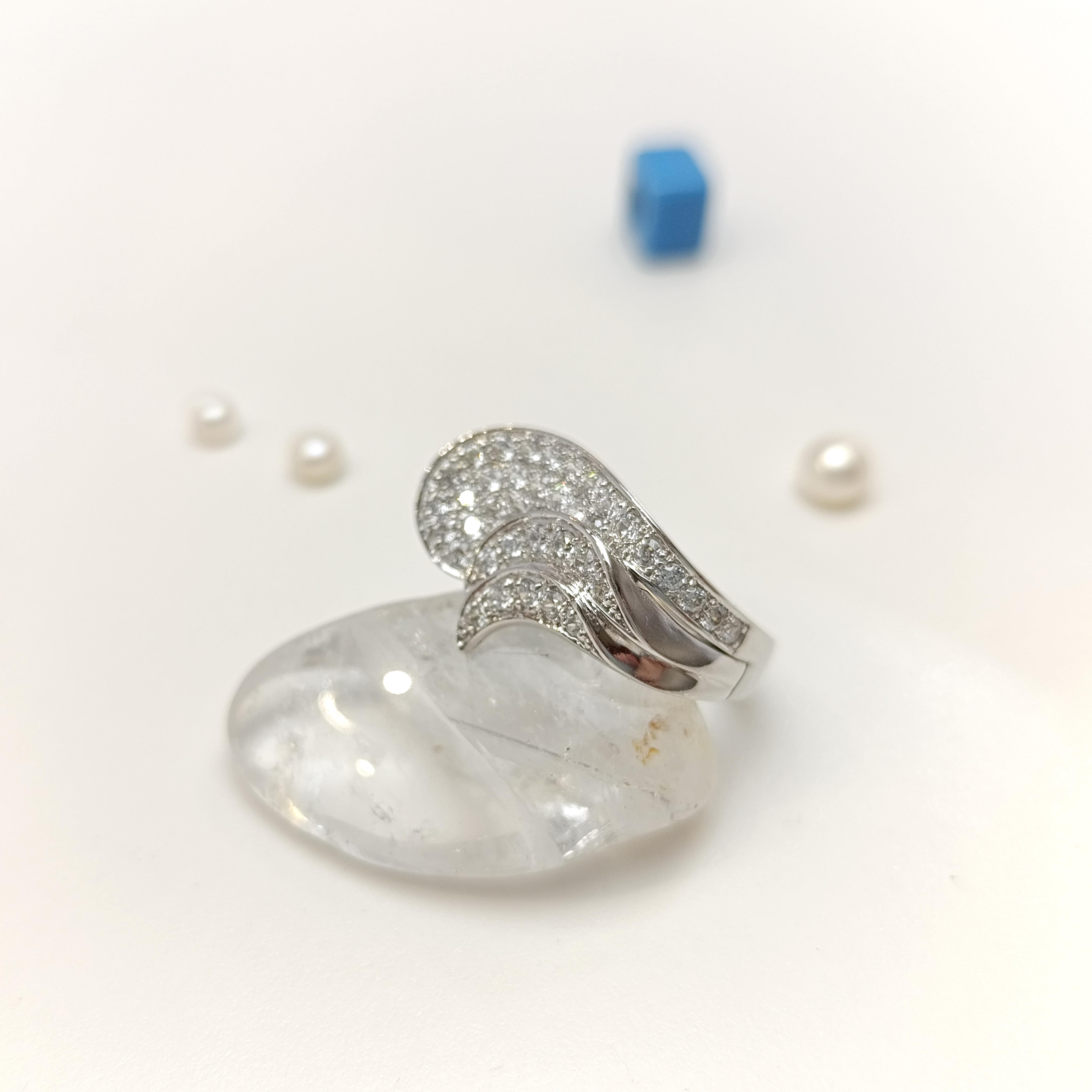 Taşlı Yüzük 14 Ayar Altın HD VİDEOLU