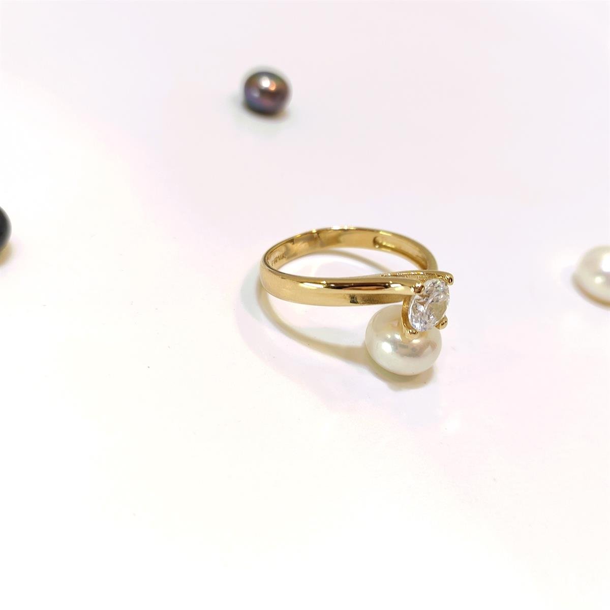 Tek Taş Yüzük 14 Ayar Altın HD VİDEOLU