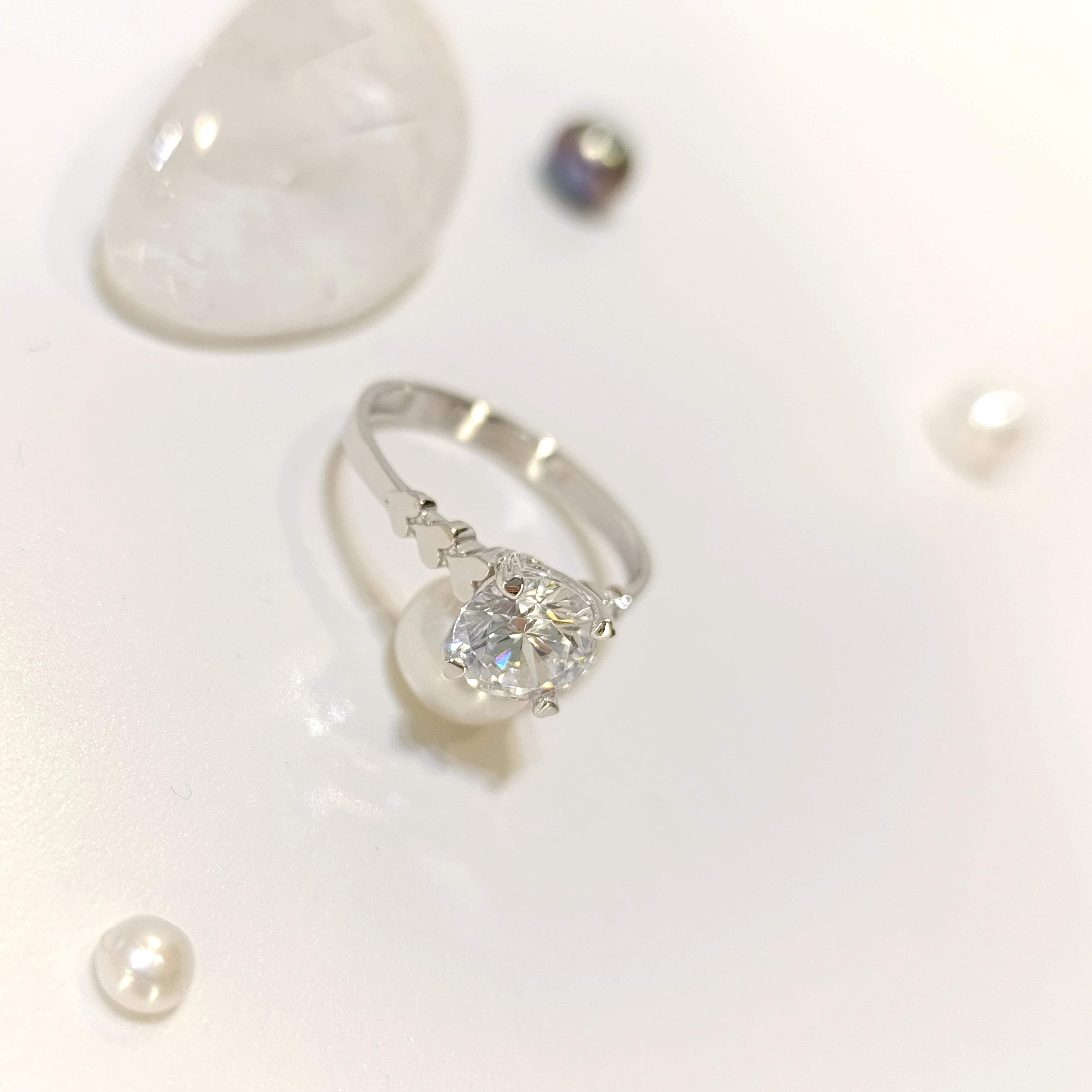 Tek Taş Yüzük 14 Ayar Altın HD VİDEOLU