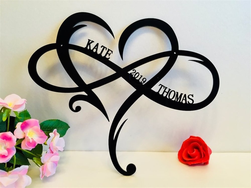 Personalized Heart Nameplate with Infinity Sign Metal Wall Decor
