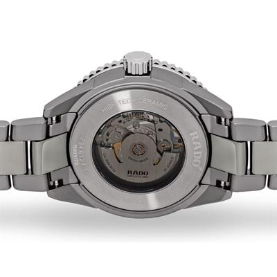 Rado Captain Cook High-Tech Ceramic Skeleton Erkek Kol Saati R32128202