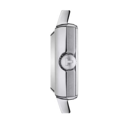 Tissot Lovely Square 20x20mm Kadın Kol Saati T058.109.11.041.01
