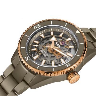 Rado Captain Cook High-Tech Ceramic Skeleton Erkek Kol Saati R32150162
