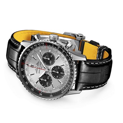Breitling AB0138241G1P1 Navitimer B01 Chronograph 43 Erkek Saati
