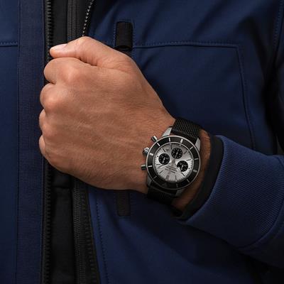 Breitling Superocean Heritage B01 Chronograph 44 AB0162121G1S1 Erkek Saati