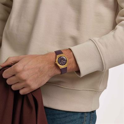 Swatch YLG413 Heart of Burgundy 33mm Bayan Kol Saati