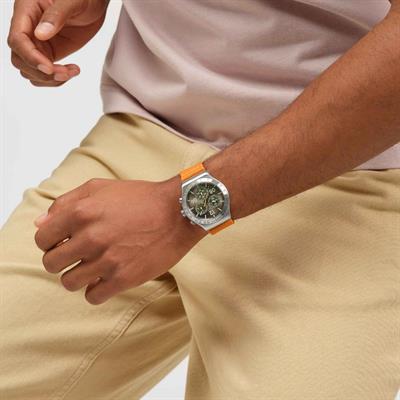 Swatch Vaction Time YVS101 43mm Erkek Kol Saati