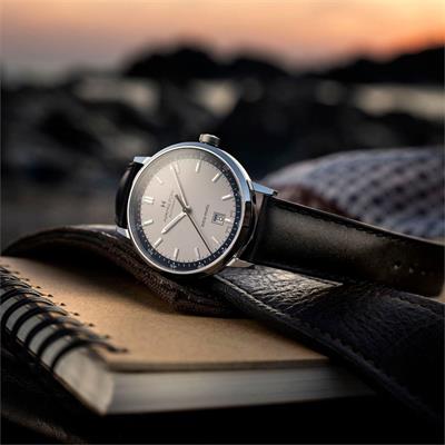 Hamilton American Classic Intra-Matic Auto Erkek Saati H38425720